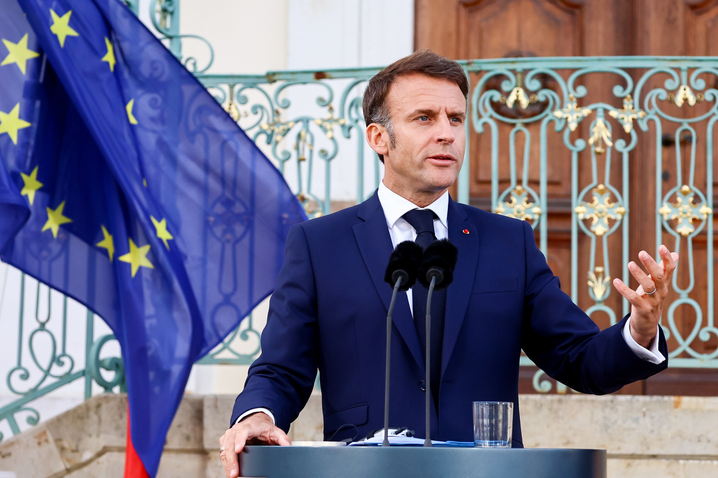 Macron bevorzugt den Einsatz westlicher Waffen gegen militärische Ziele auf russischem Territorium