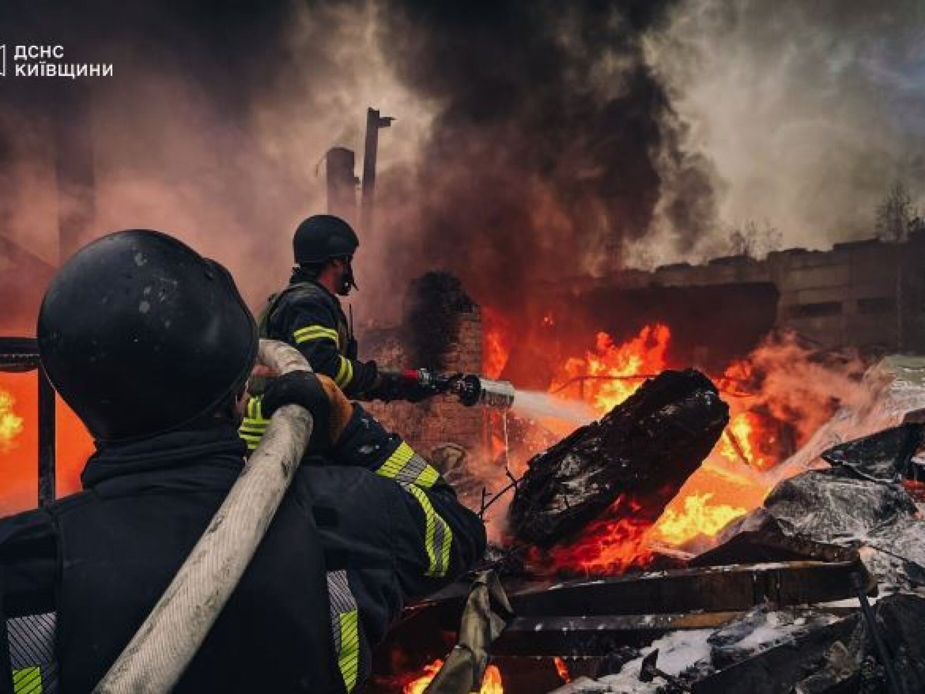 Alerta aéreo em todo o país e ataque com mísseis contra Kiev