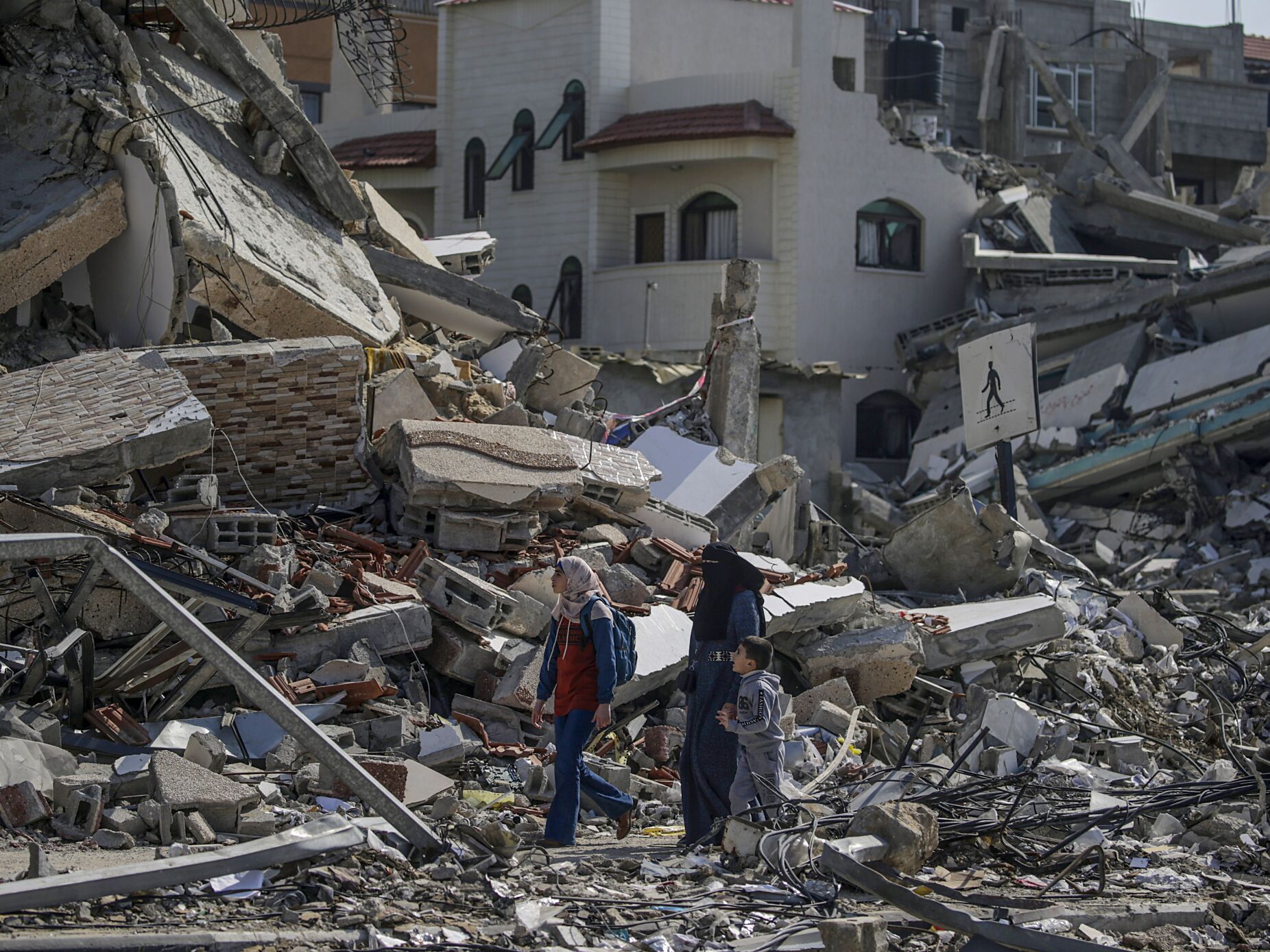 Israel admite ter disparado contra multidão que esperava ajuda humanitária em Gaza