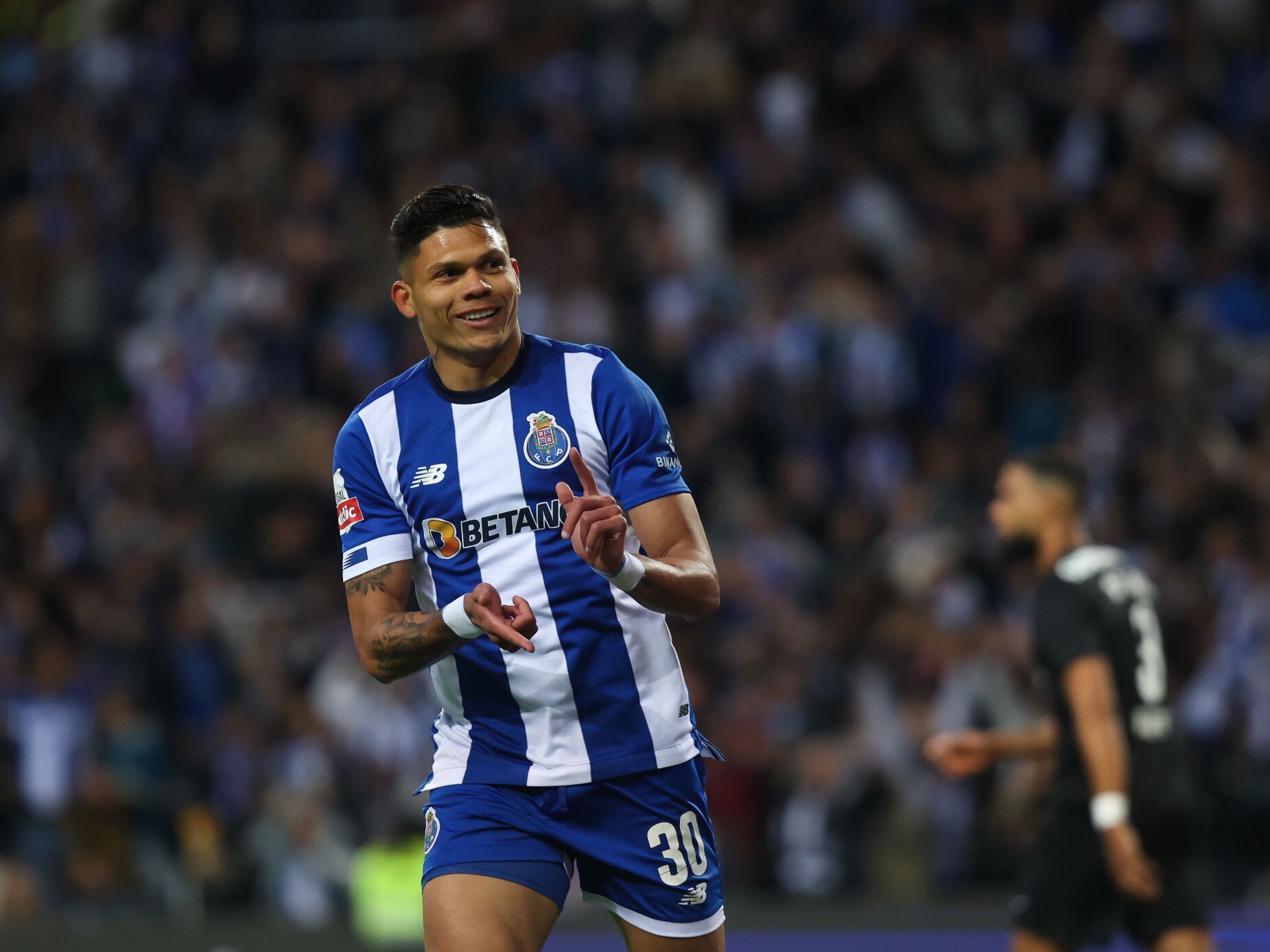 Evanilson deixa o FC Porto rumo à Premier League