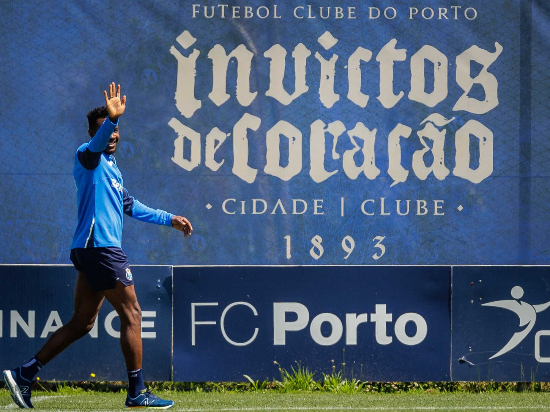 FC Porto vence Tatabánya em novo jogo-treino no estágio na Áustria