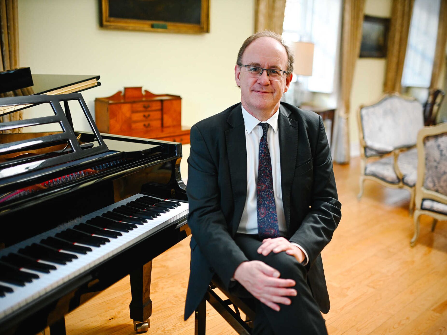 O embaixador que comoveu Portugal na pandemia ao tocar a Grândola ao piano
