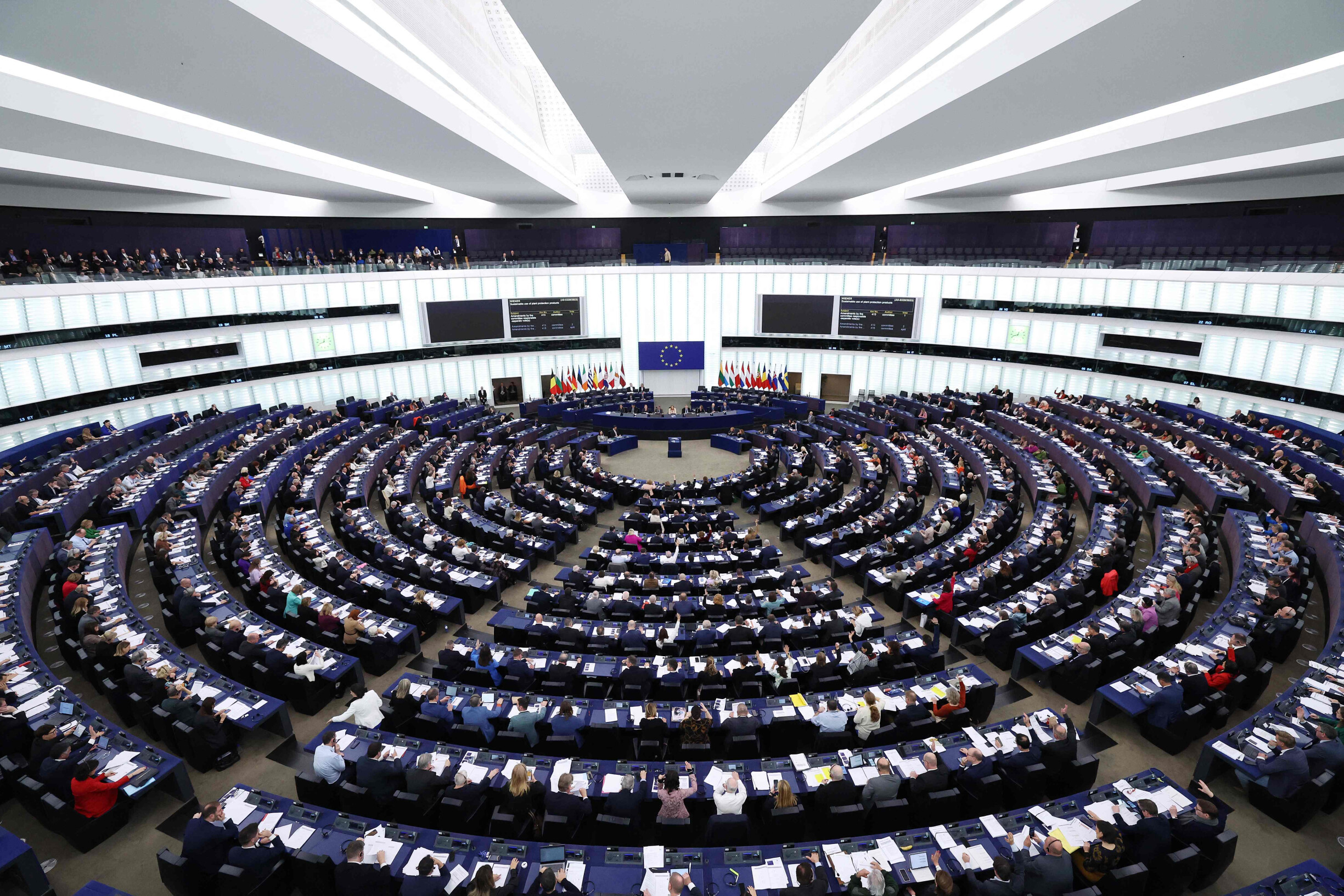 Bélgica investiga sobornos pagados a eurodiputados para difundir propaganda rusa