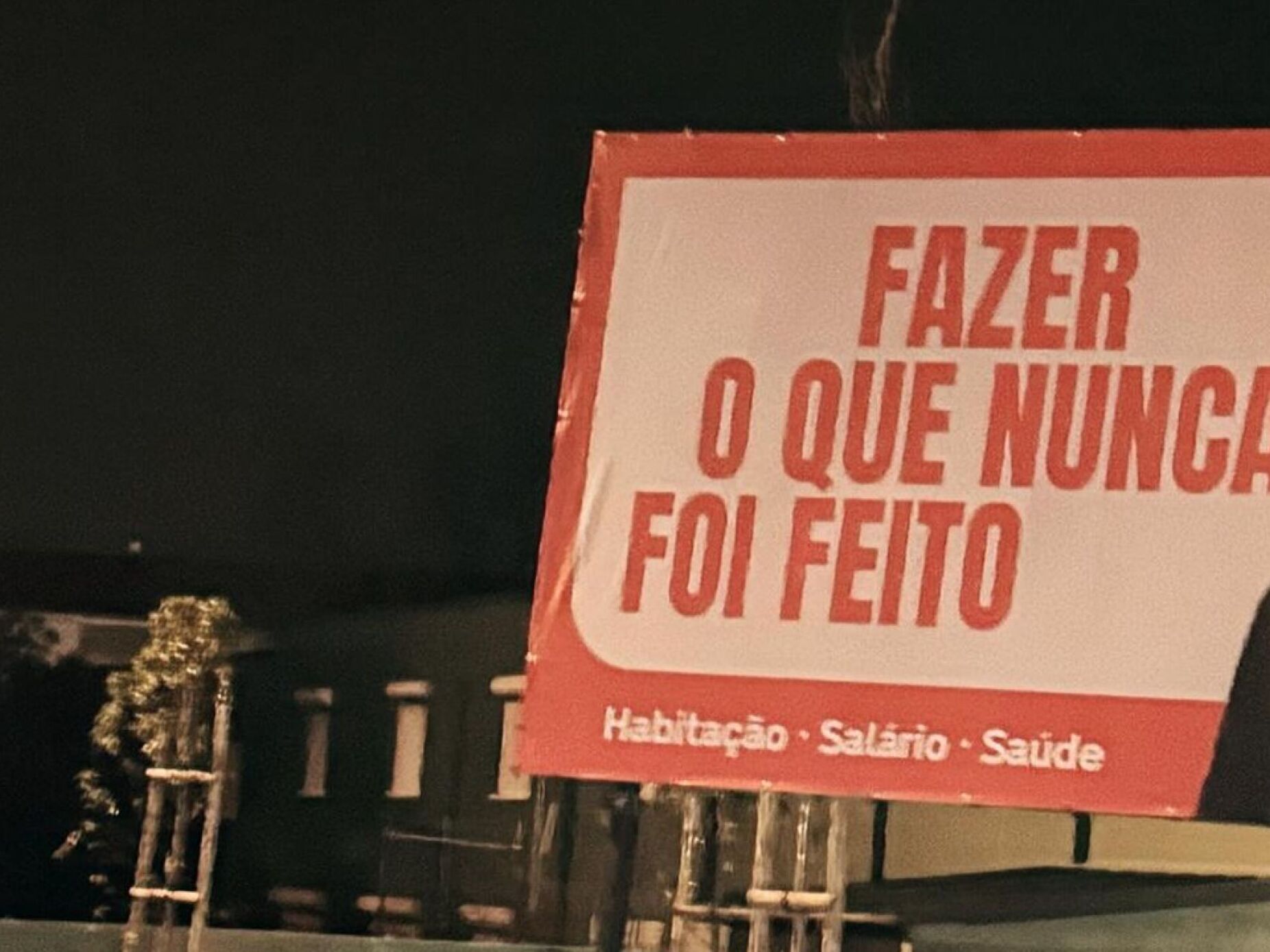 Pedro Abrunhosa promete agir contra slogan de campanha do Bloco de Esquerda