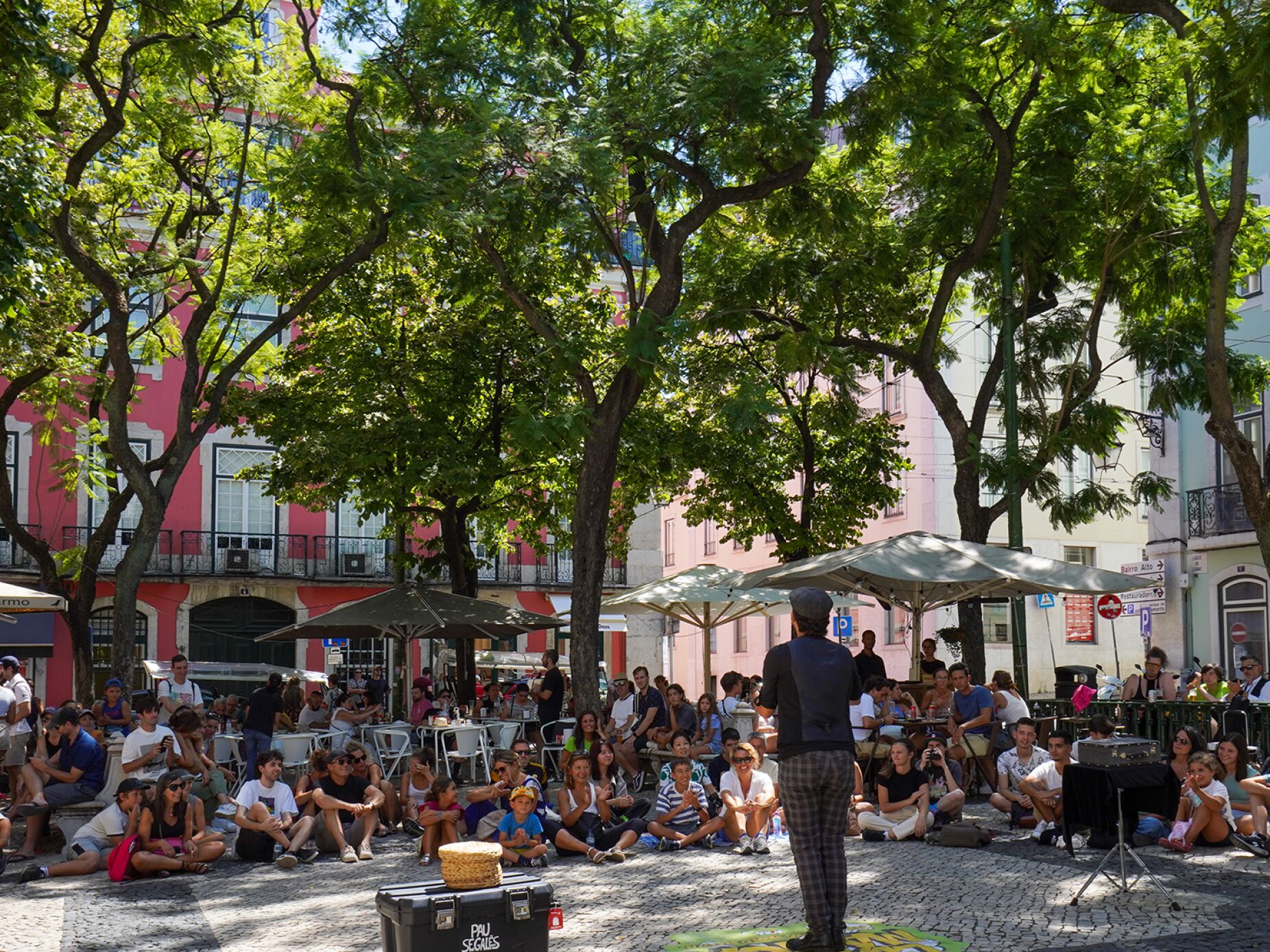 Atenção! Há magia nas ruas de Lisboa