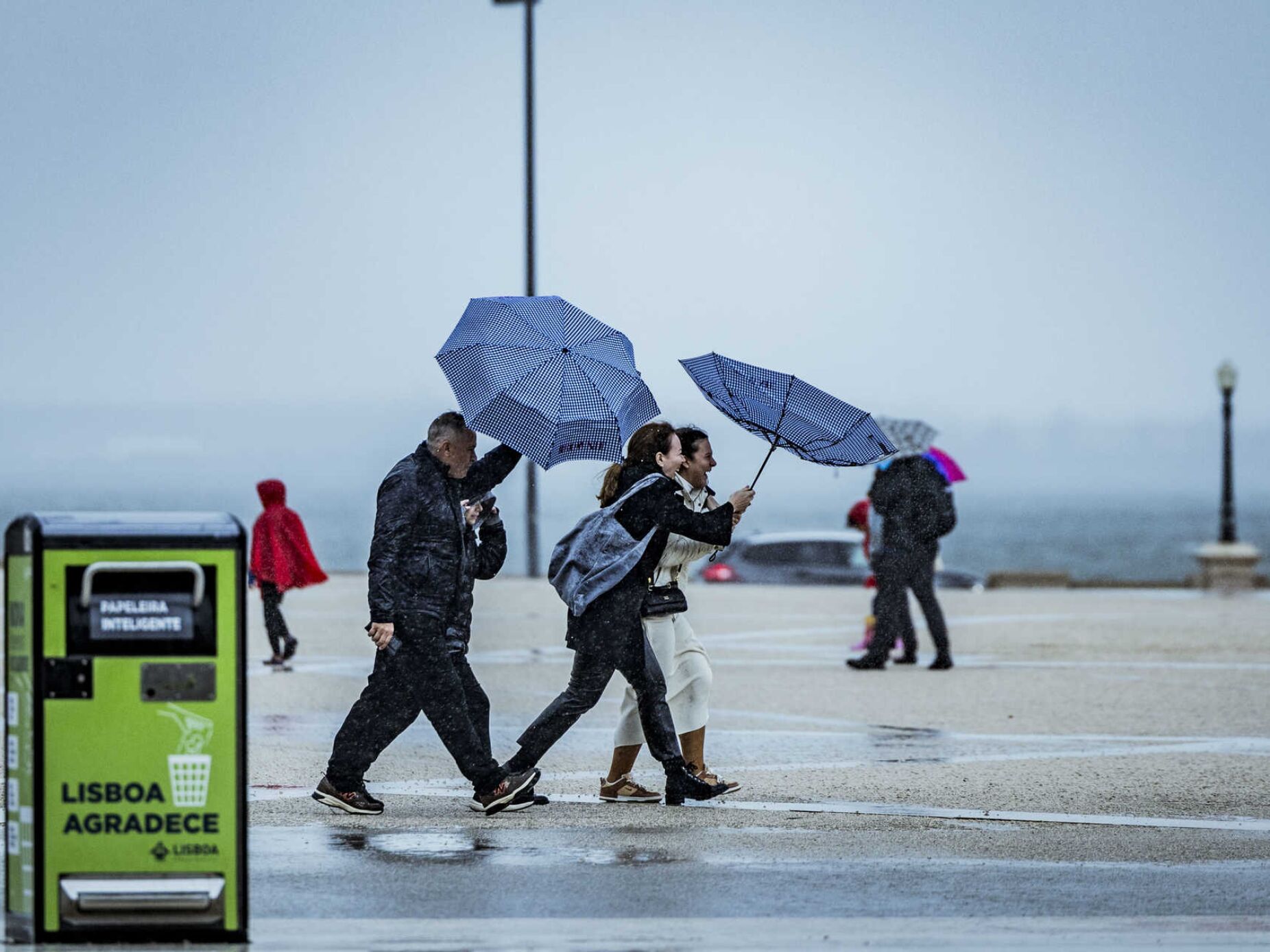 Depressão Bert traz chuva e vento a Portugal durante o fim de semana