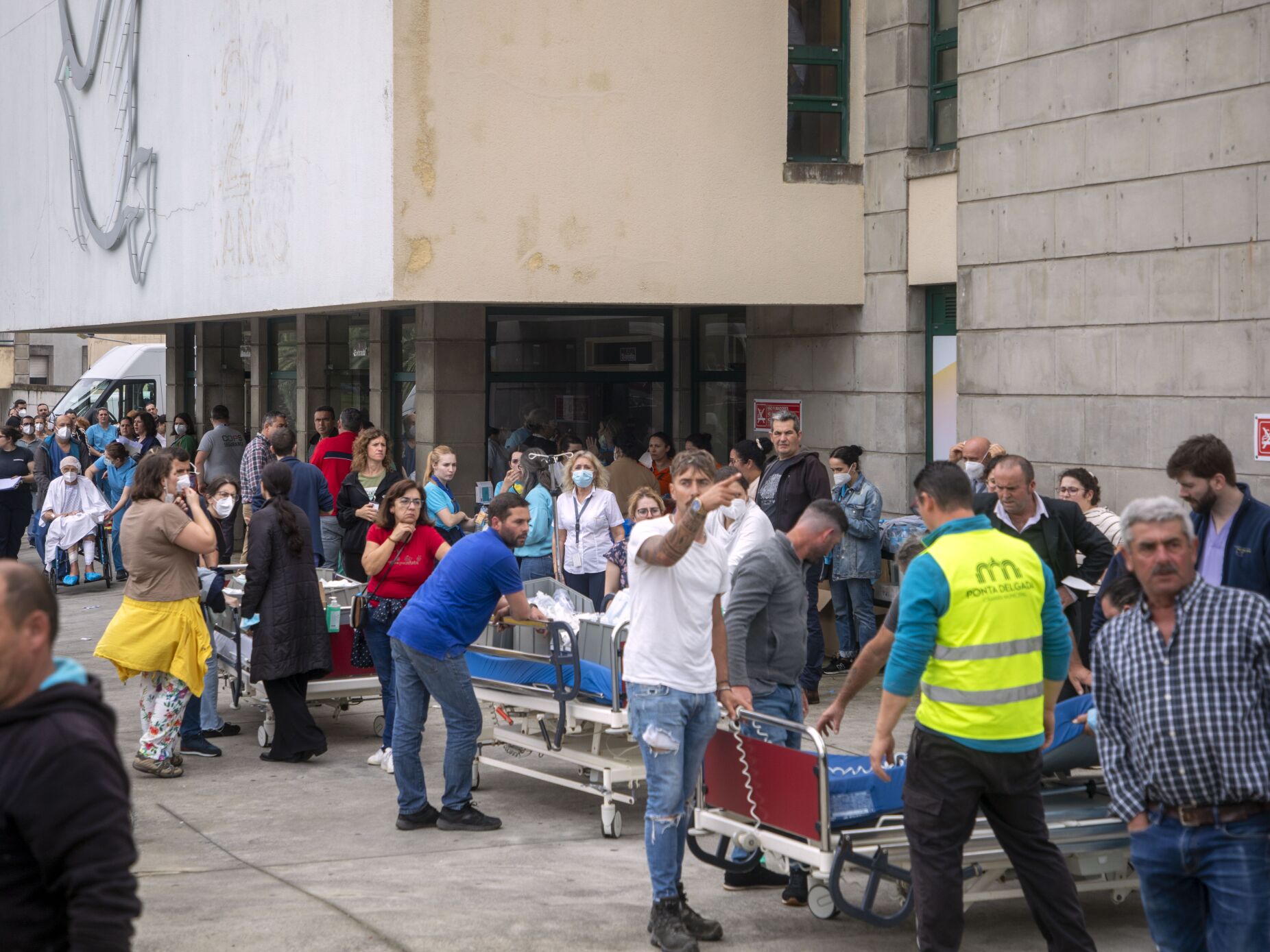 Hospital de Ponta Delgada ainda sem previsão para retomar normal funcionamento