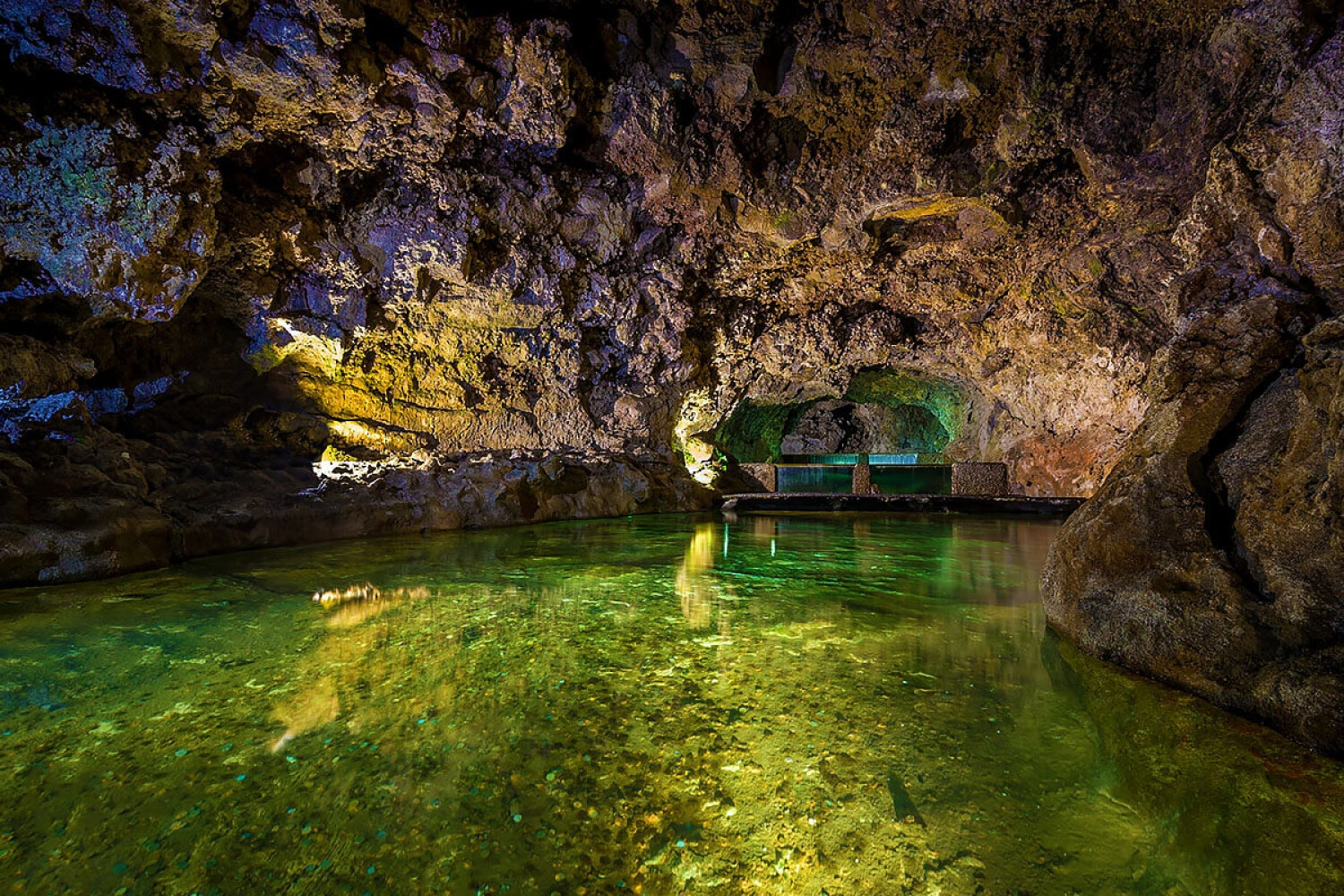 Grutas-de-S&atilde;o-Vicente-o-que-fazer-na-Madeira-com-chuva
