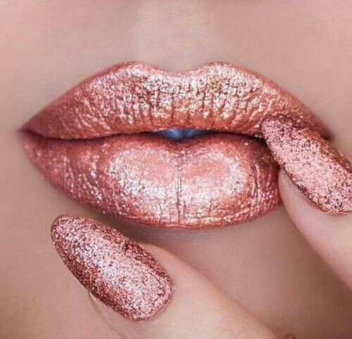 l&aacute;bios-brilhantes-tend&ecirc;ncias-de-maquilhagem-de-2019