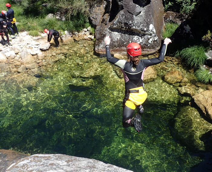 escapadinhas-no-norte-Canyoning-no-Ger&ecirc;s-atividades-no-norte