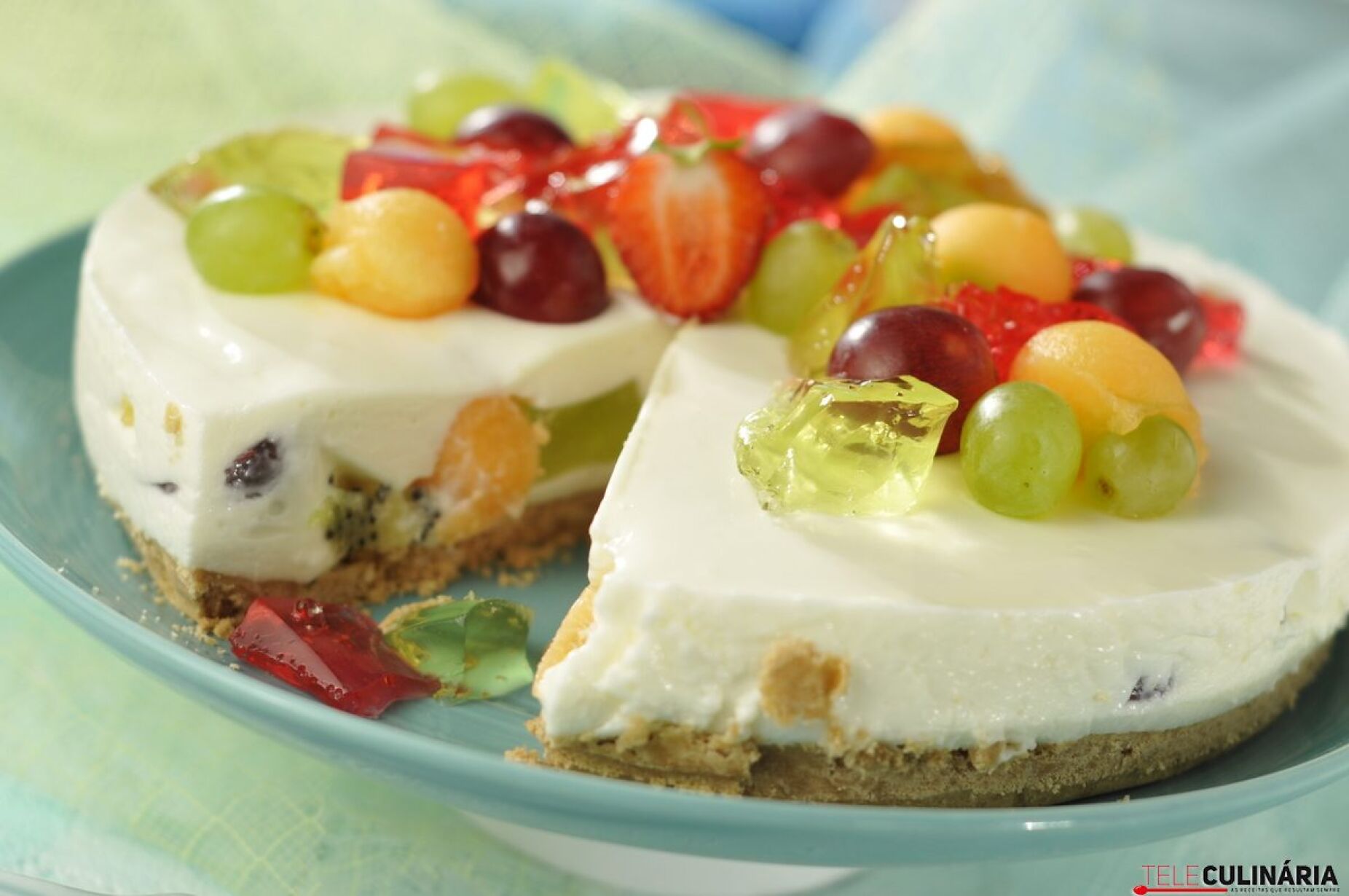 Cheesecake de gelatina e fruta