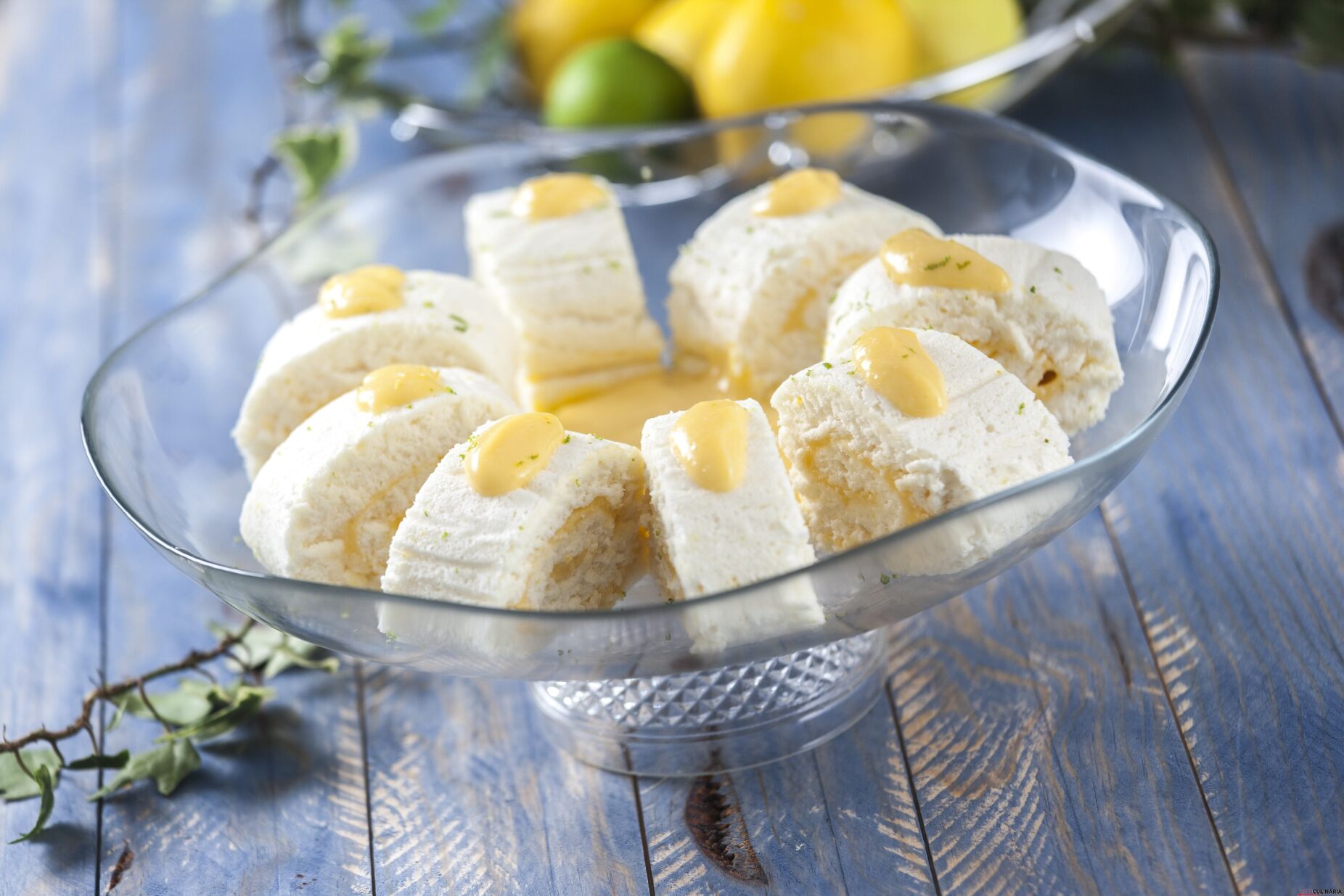 Torta de limão e claras