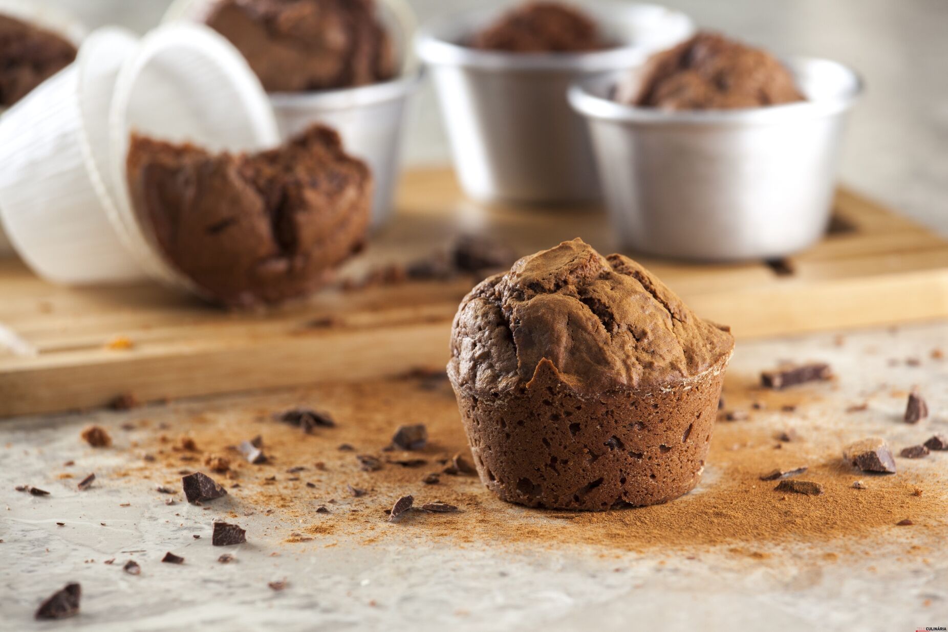 Muffins de chocolate com canela