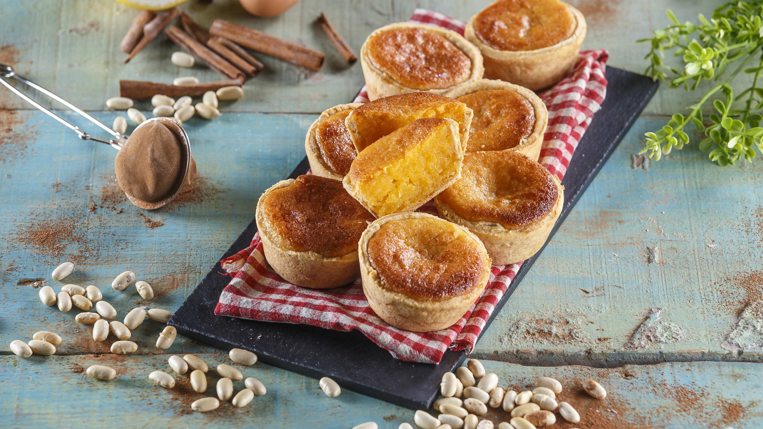 Portuguese Bean Tarts (Pastel de Feijão)
