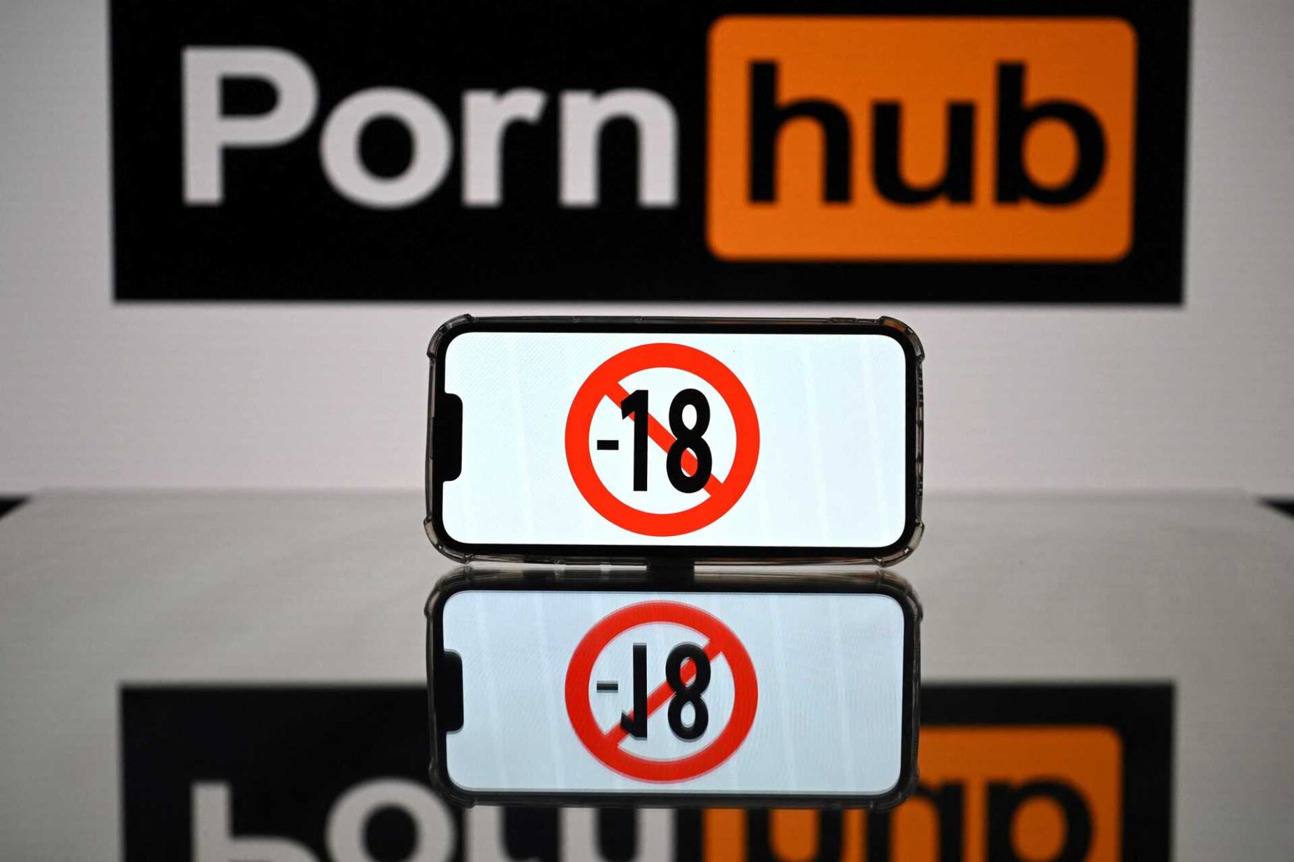 Três sites pornográficos alvo de regras mais rigorosas na União Europeia