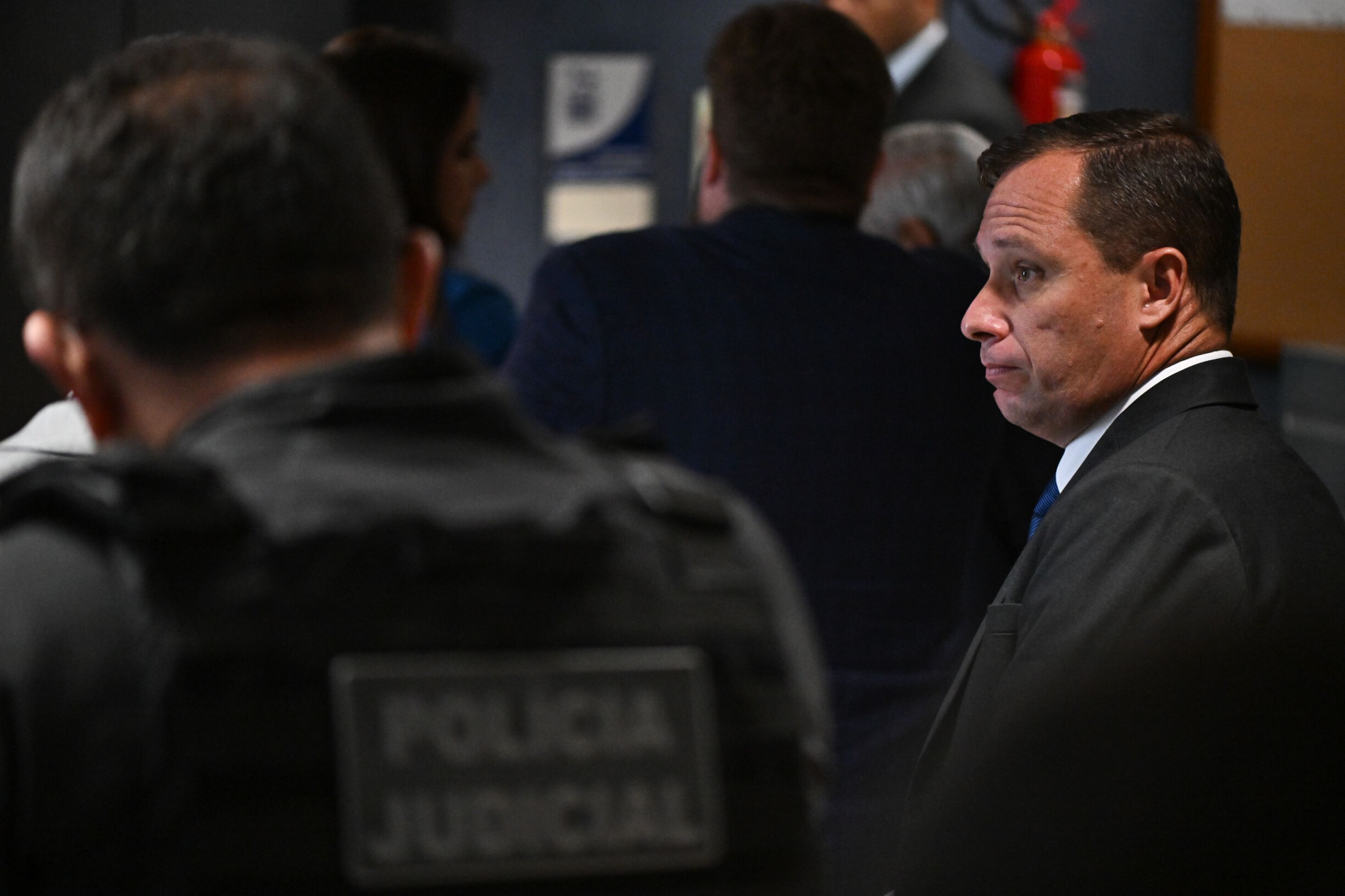 Brazilian Ex-Minister Arrested for Attempting to Secure Portuguese Passport for Bolsonaro's Former Aide