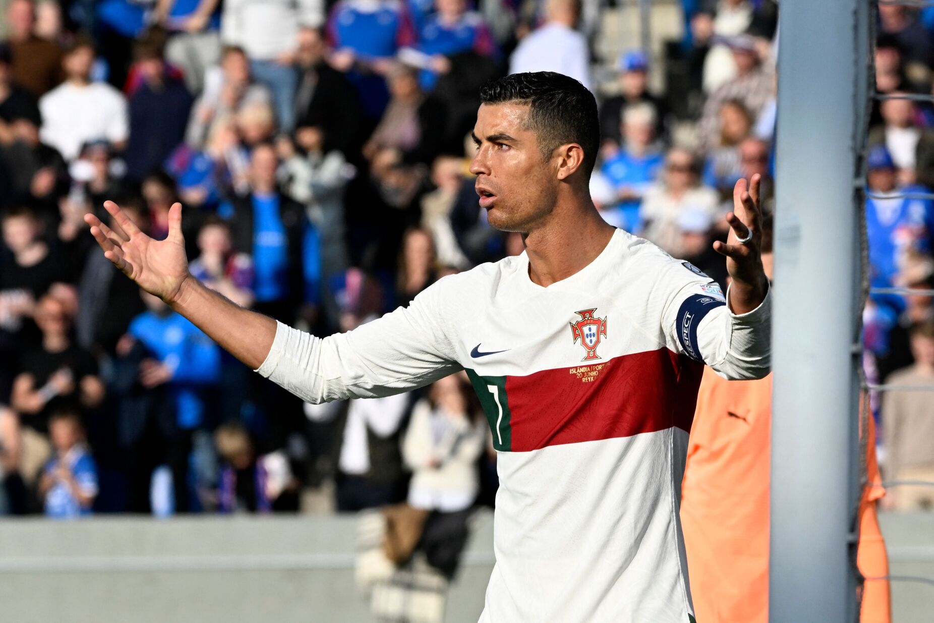 Cristiano Ronaldo celebra 20 anos ao serviço da Seleção Nacional