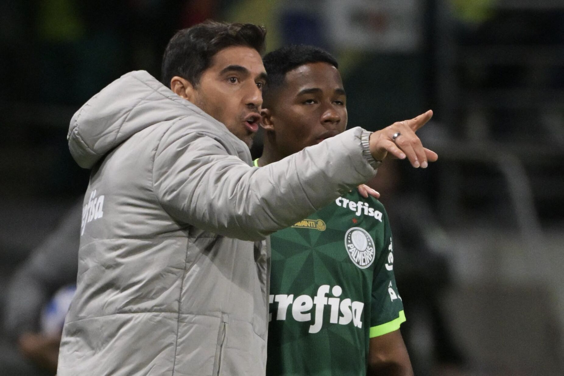 Abel leva Palmeiras às meias-finais da Libertadores pelo quarto