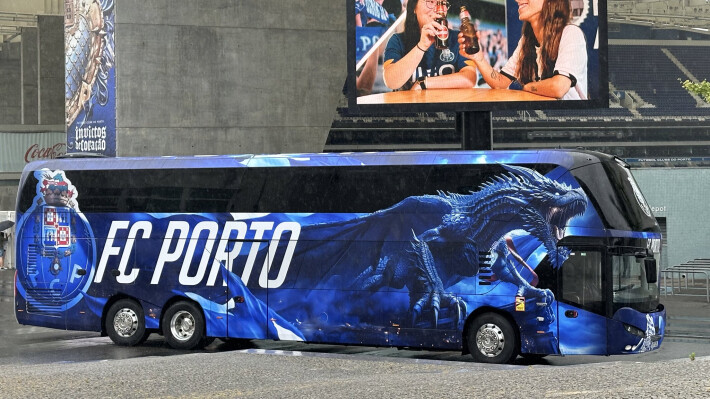 F. C. Porto divulga imagem do novo autocarro para a temporada 2024/25