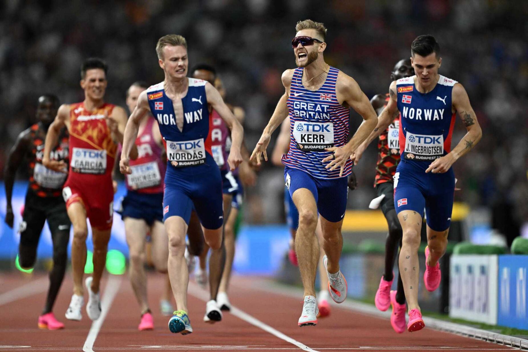 Isaac Nader 12.º nos 1500 metros dos Mundiais de atletismo. Josh