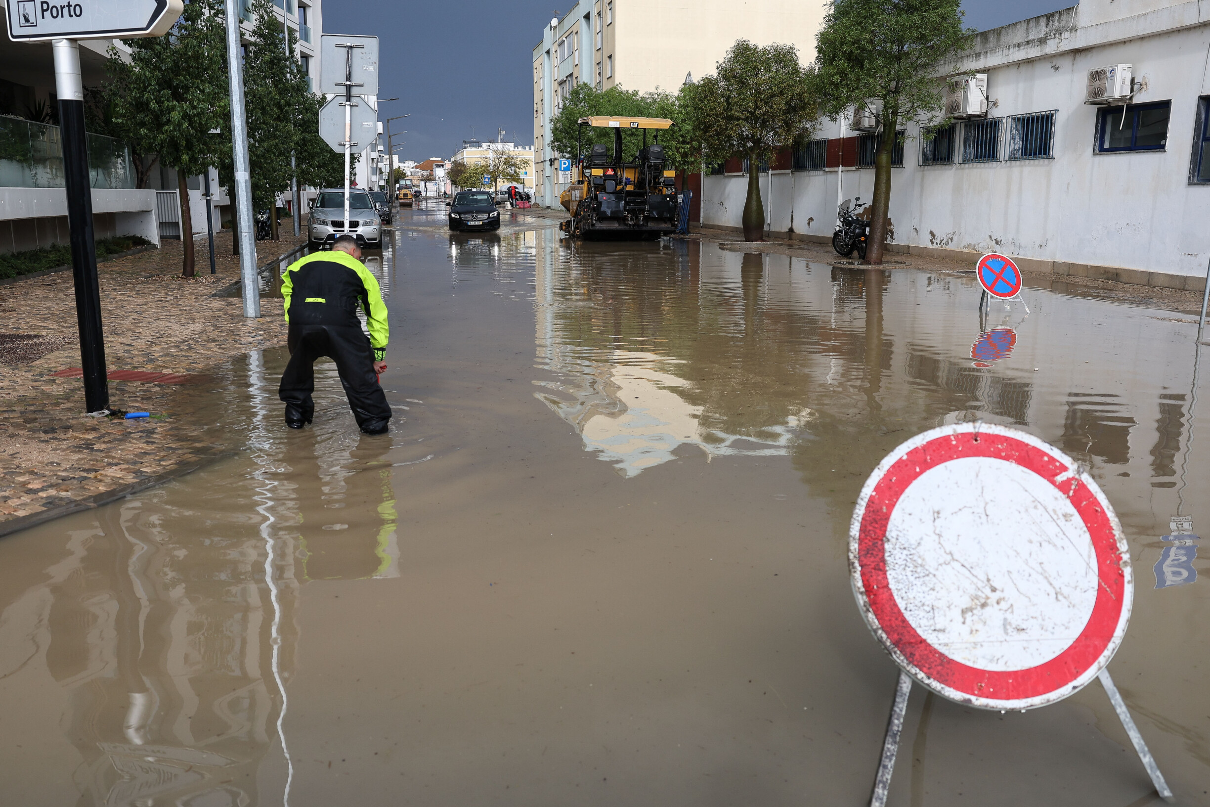 Heavy Rains Lead to Flooding in Olhão - What You Need to Know