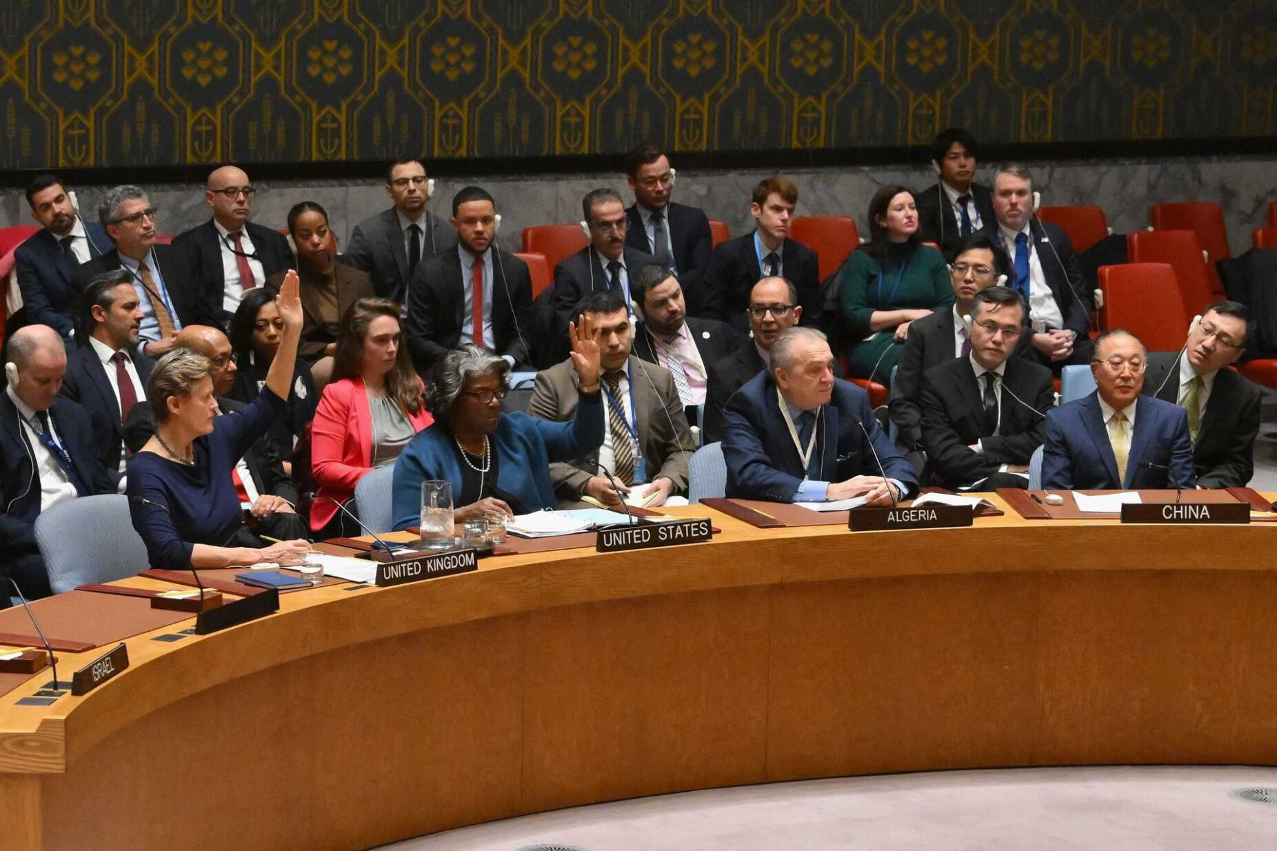 Rússia e China vetam resolução dos EUA para cessar-fogo imediato em Gaza