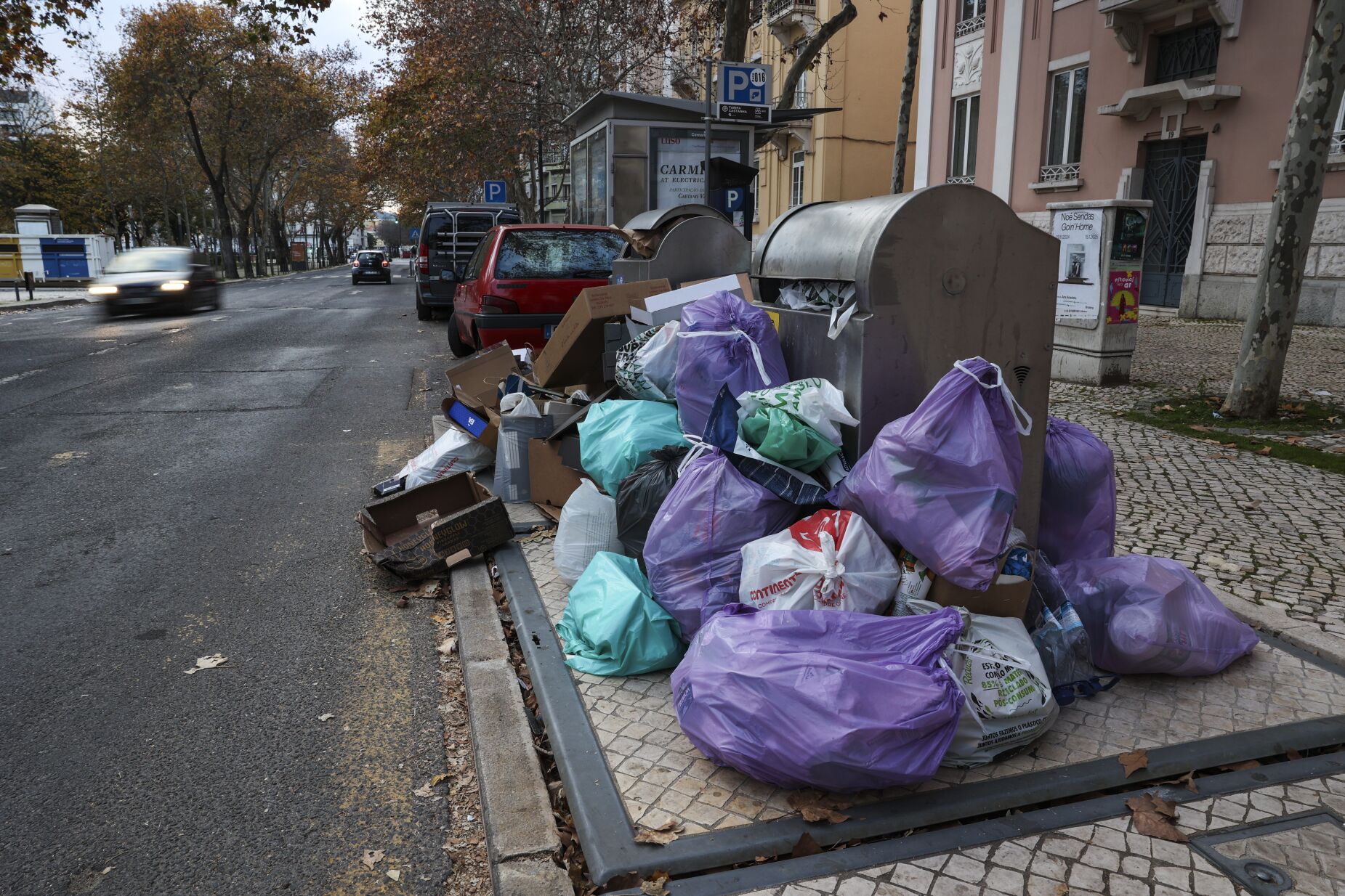Accumulated Waste in Lisbon