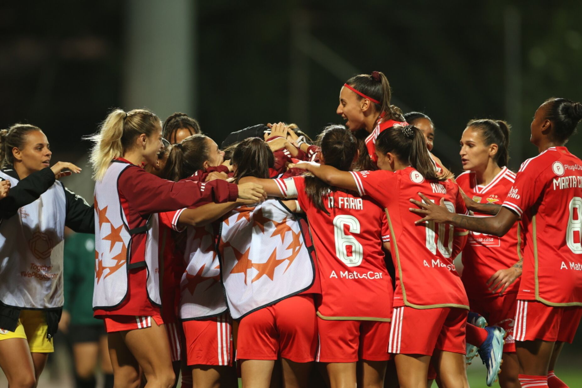 Benfica começa mal: derrota na fase de grupos da EuroCup feminina de  basquetebol