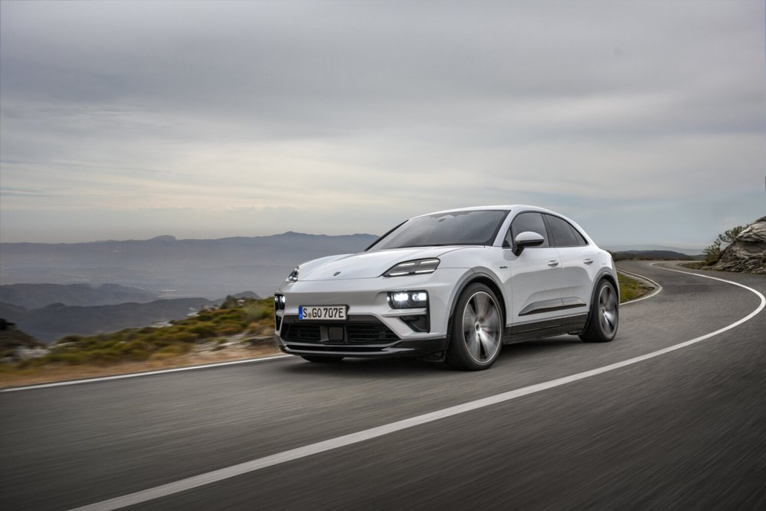 Novo Porsche Macan: o adeus aos motores a combustão