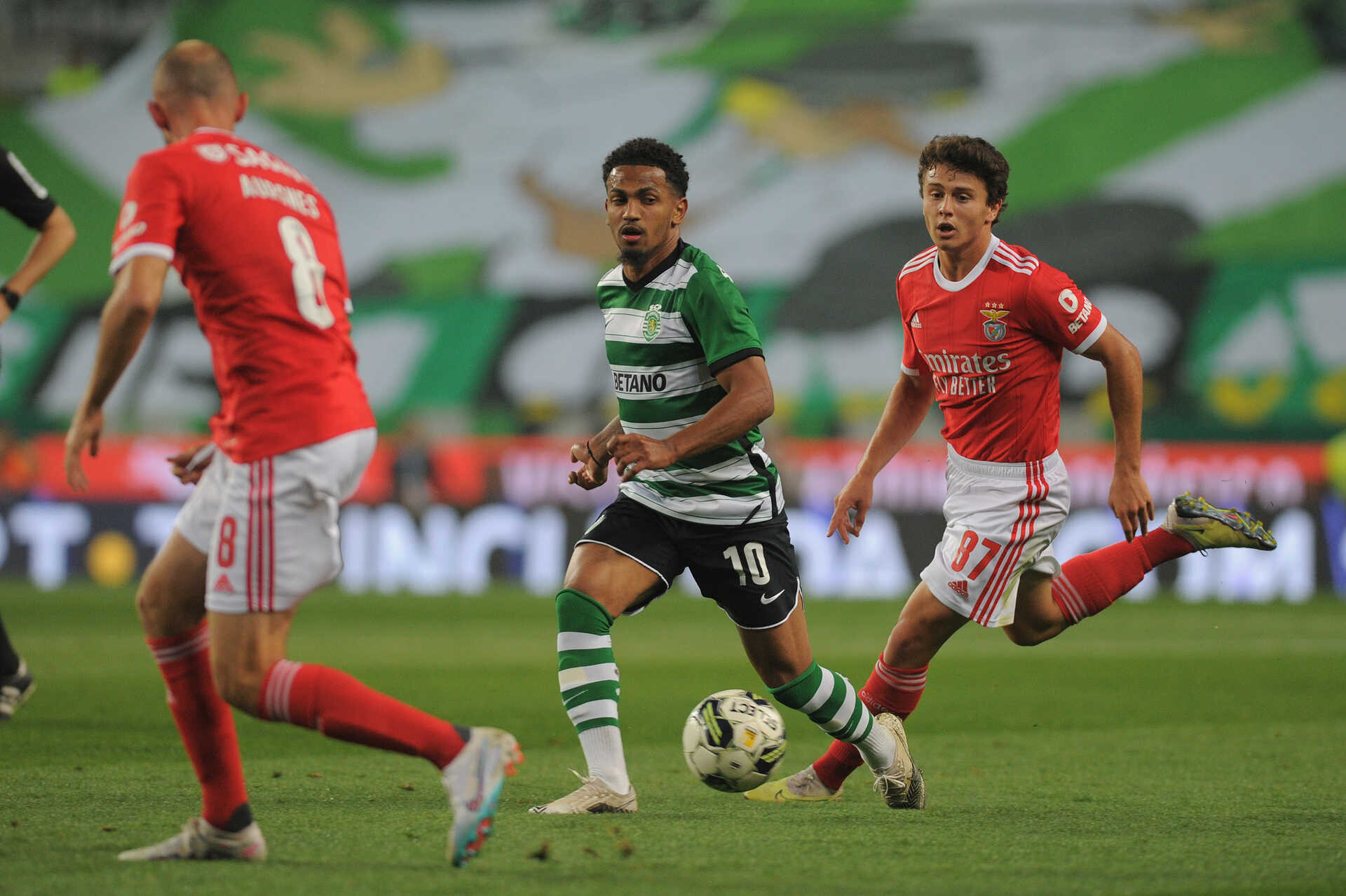 Antevisão Benfica 🆚 Sporting  Dérbi a escaldar para a águia