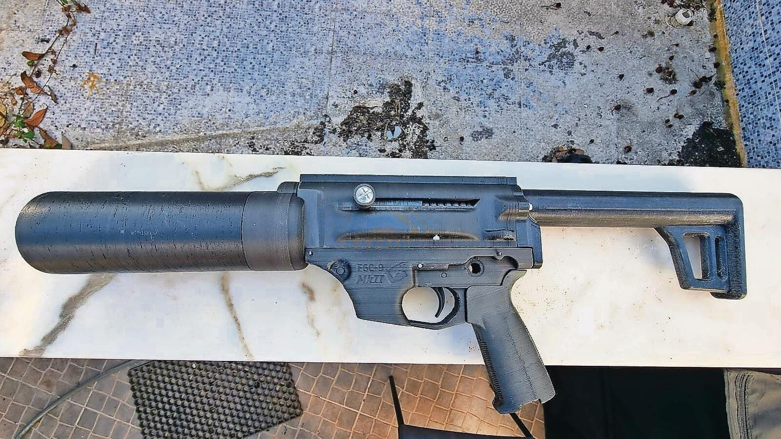 Shocking Revelation: GNR Soldier and Navy Commando Supplied Weapons to Neonazi Militia