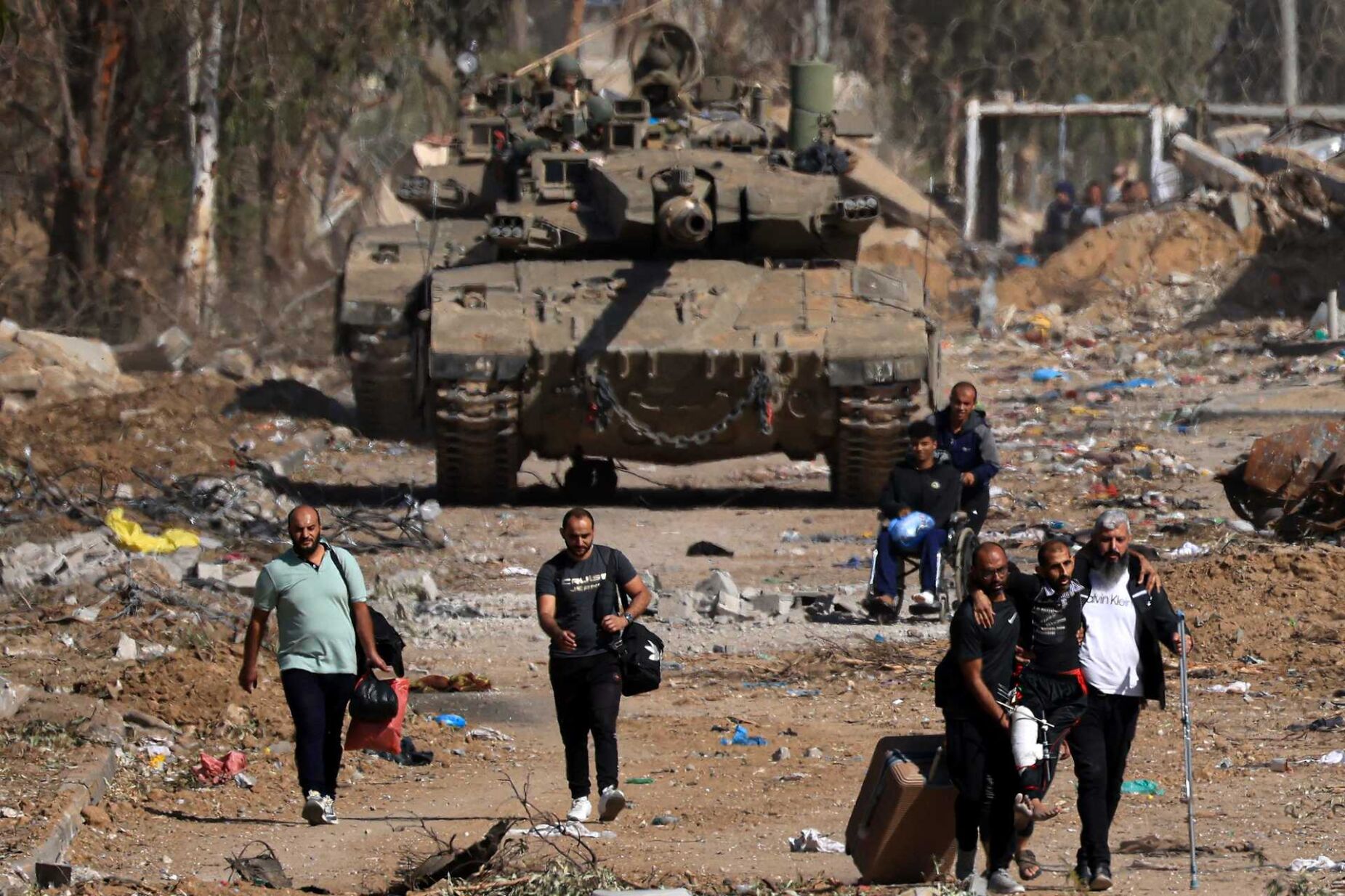 Mil pessoas morreram em 23 dias no norte da Faixa de Gaza