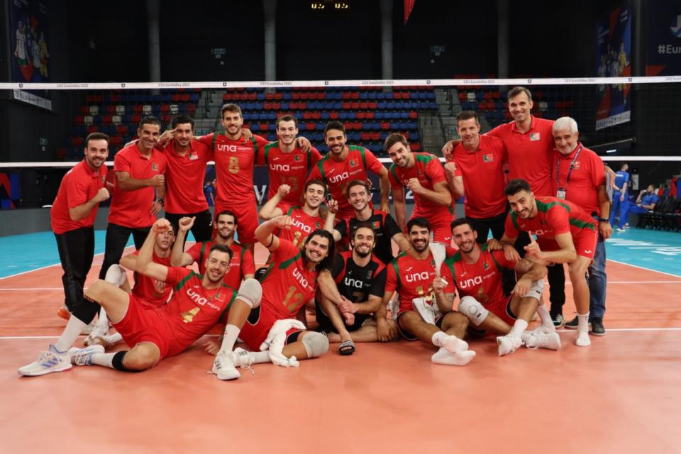 MEIAS-FINAIS DO EUROPEU – FEMININOS - Federação Portuguesa de Voleibol