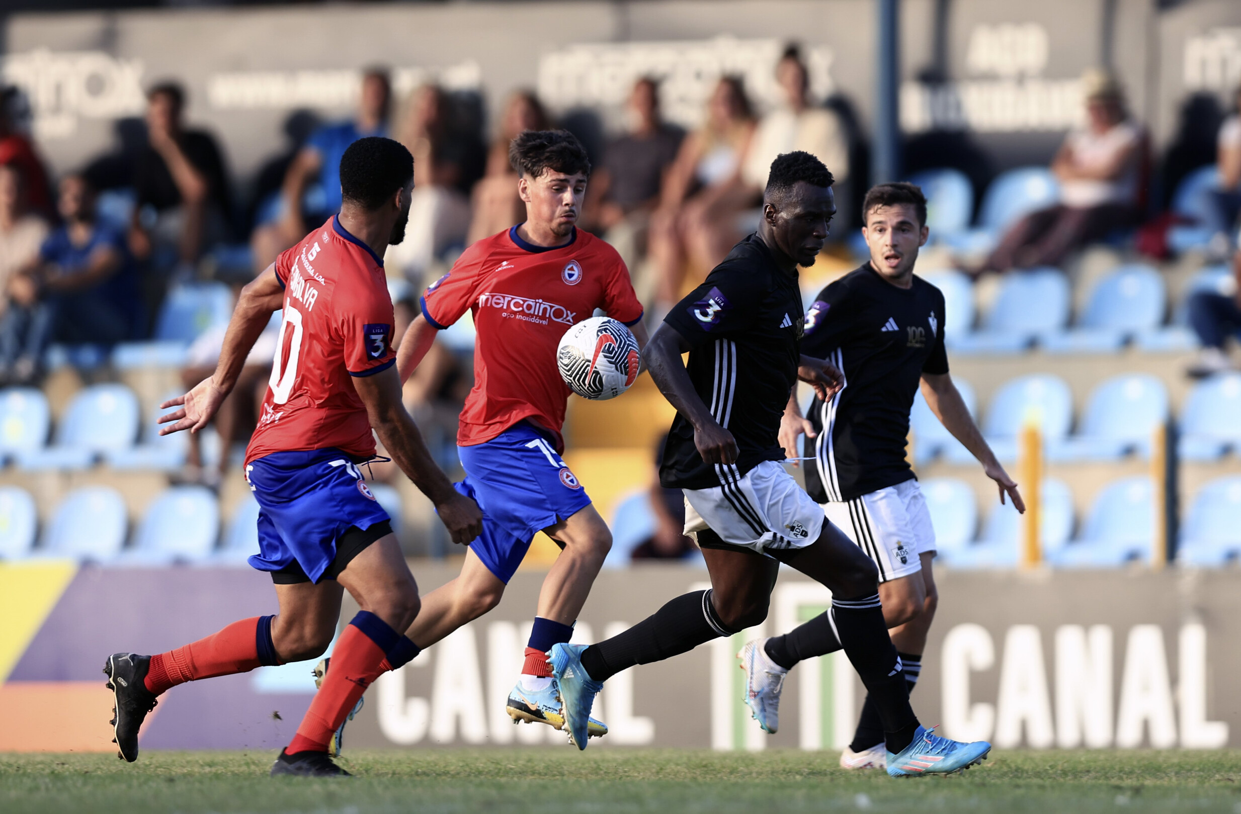 Fique a conhecer a primeira jornada da Liga 3 - Liga 3 - Jornal Record