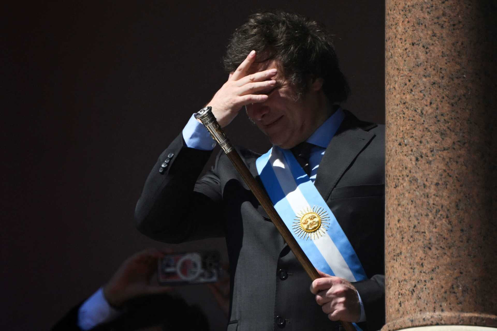 Gobernador argentino apela ante la Corte Suprema contra el decreto de Milei