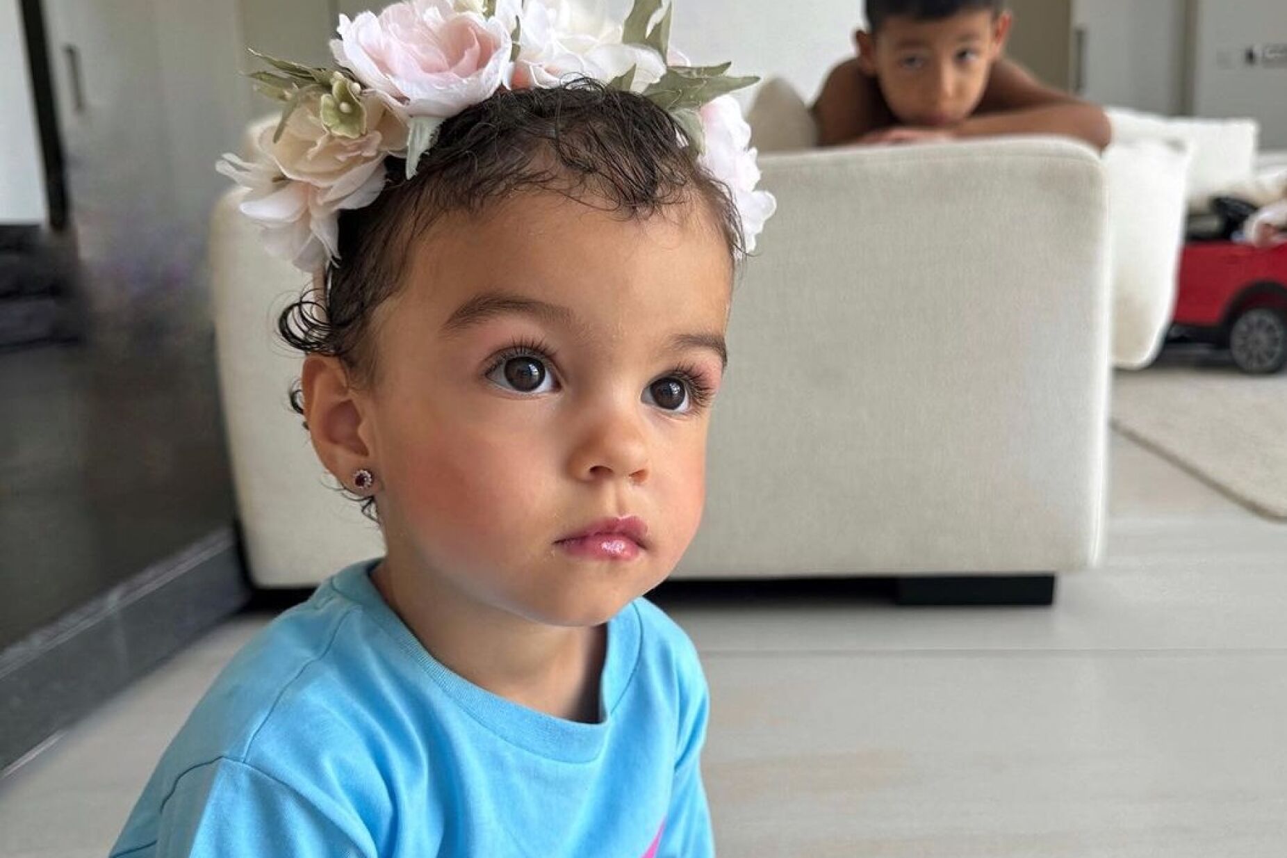 Cristiano Ronaldo celebra segundo aniversário de Bella Esmeralda