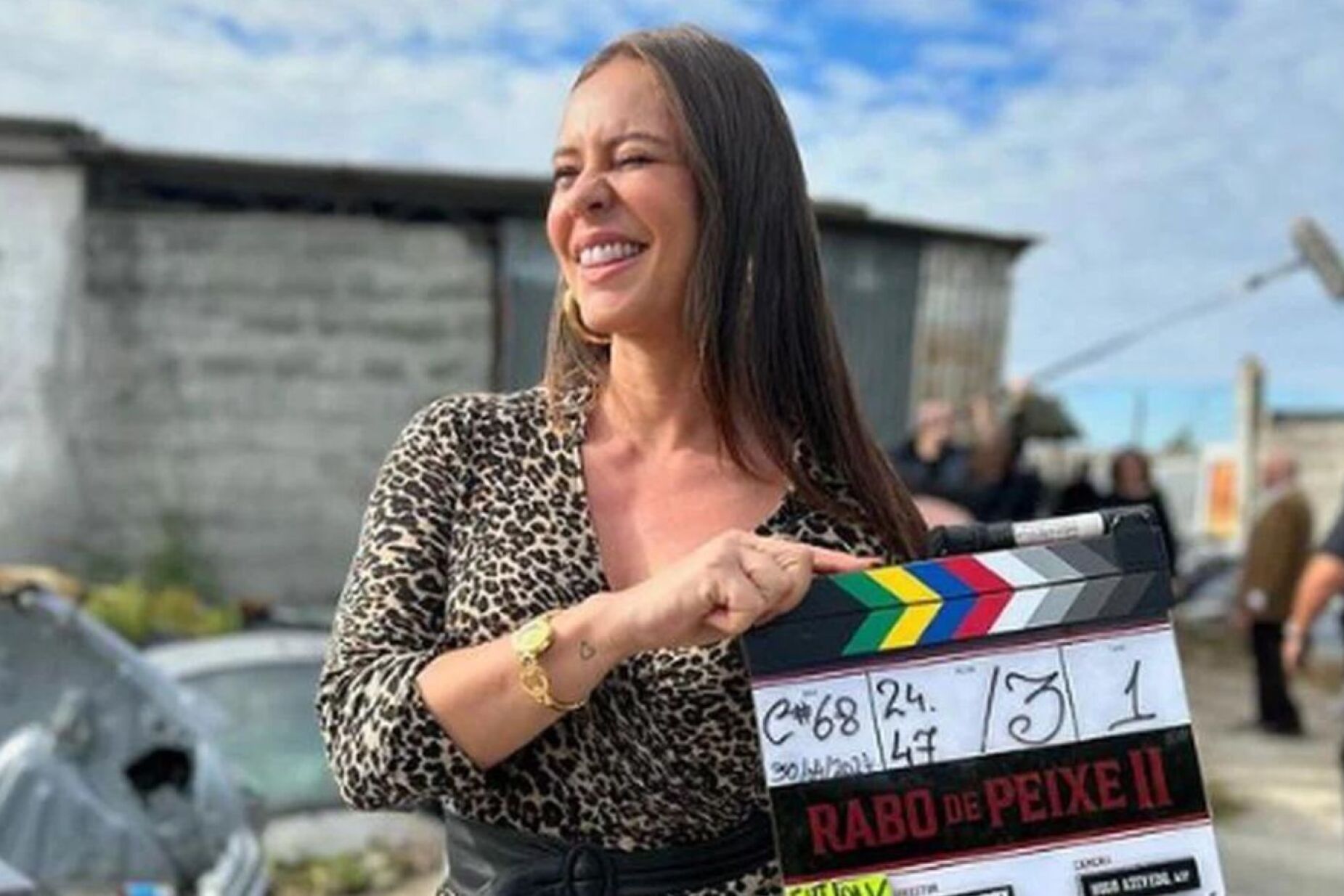 Paolla Oliveira encantada com beleza dos Açores na rodagem de 