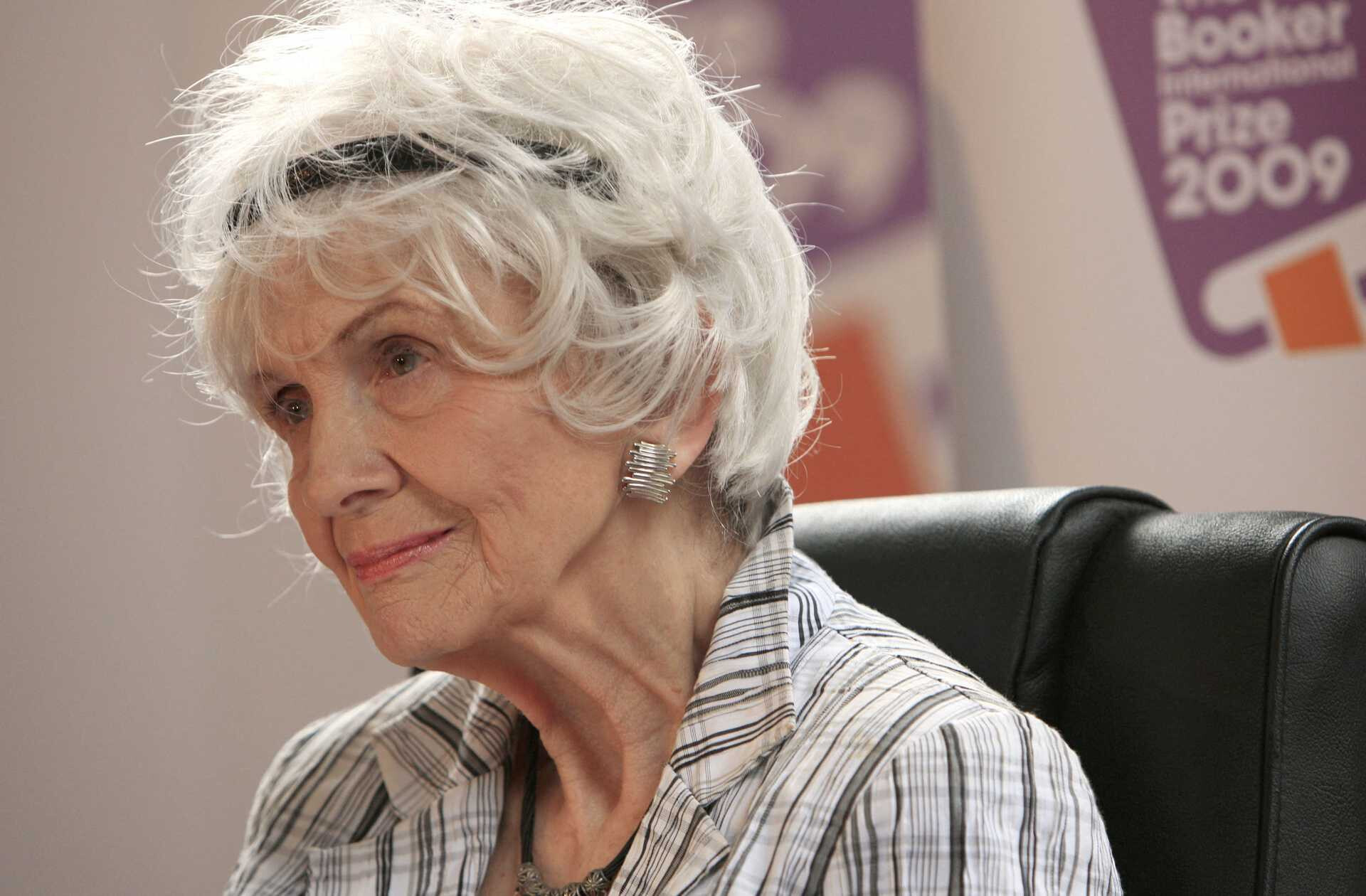 Canadian police say writer Alice Munro accused her daughter of lying about sexual assault.