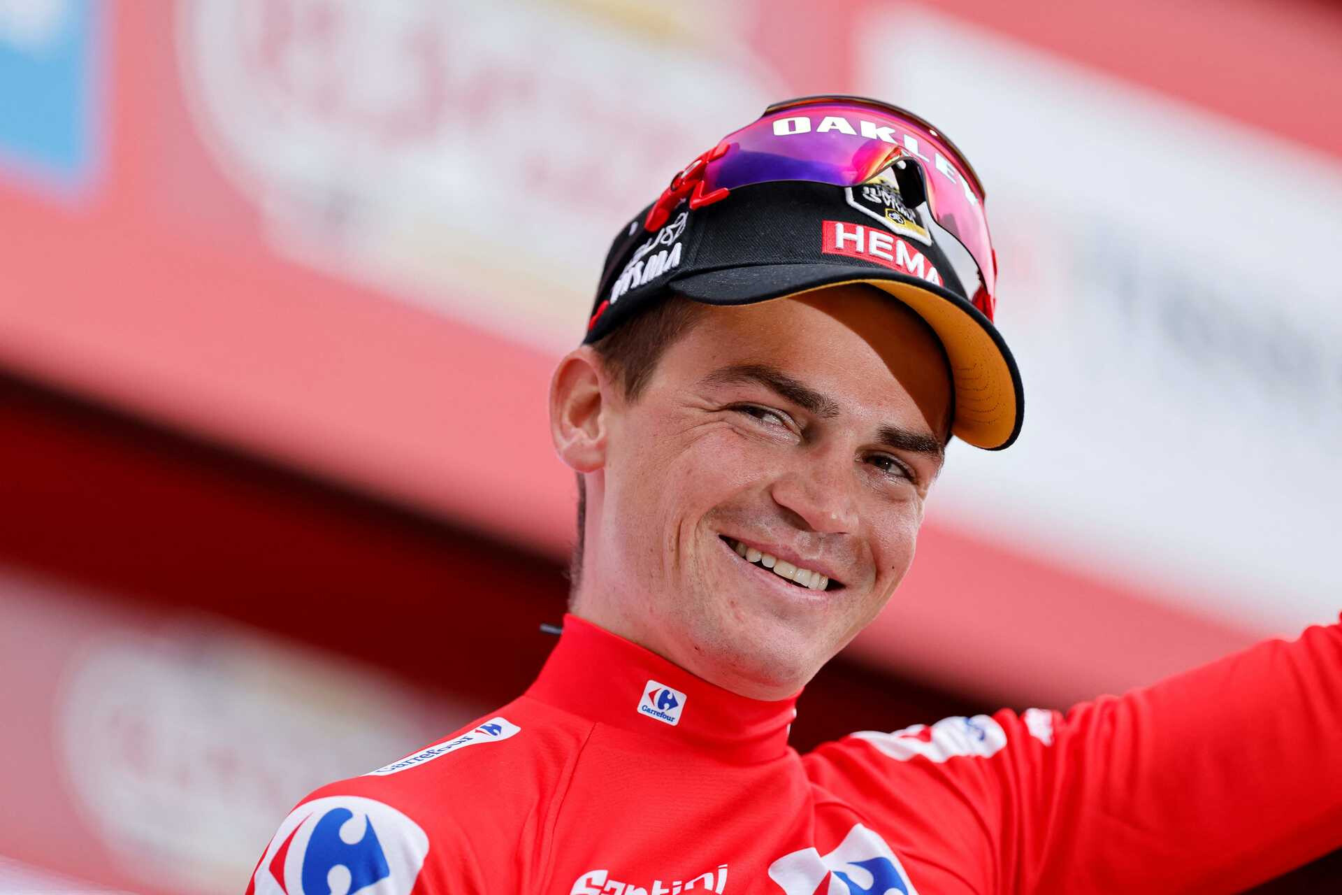 Consagración a Sepp Kuss al finalizar la Vuelta a España