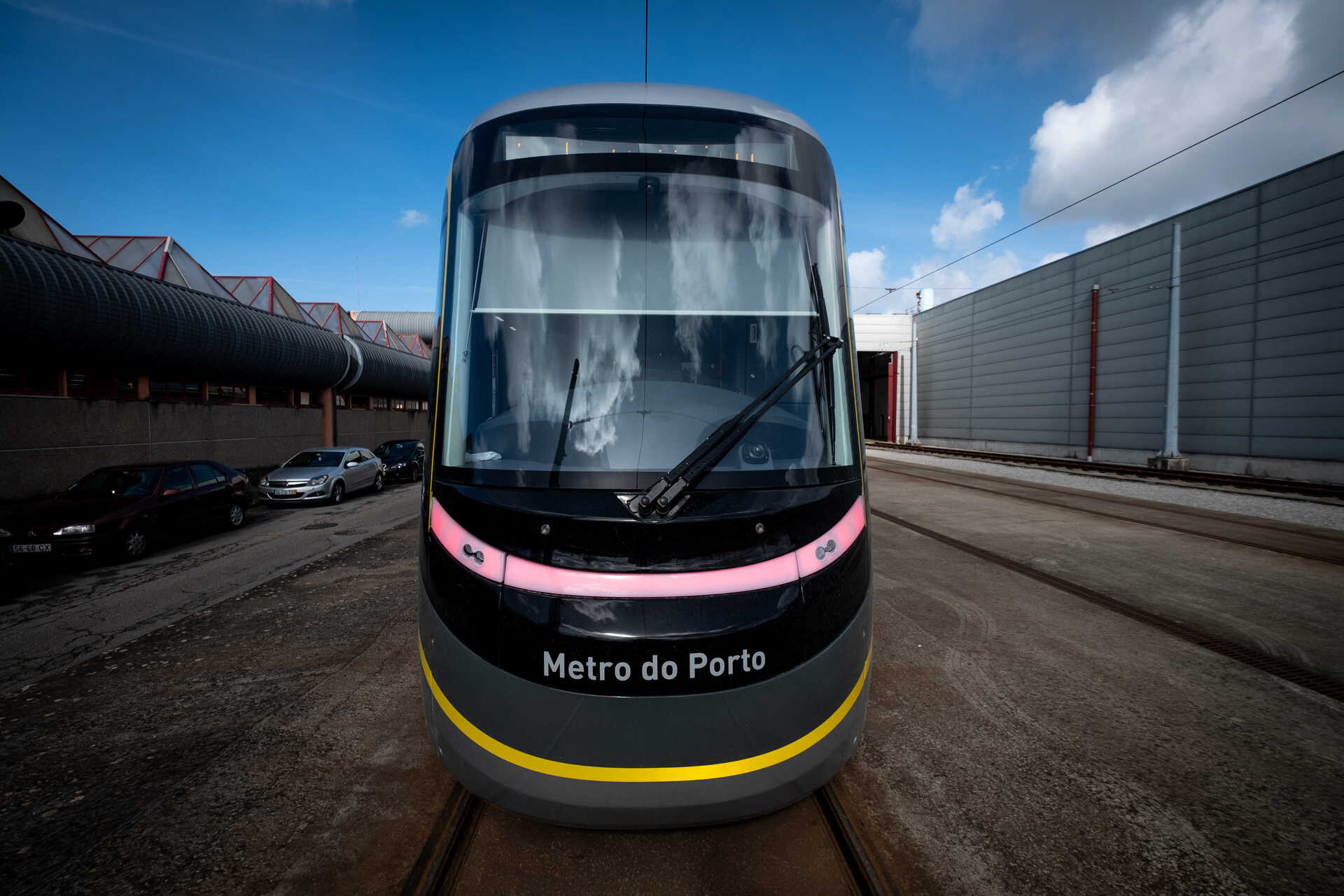 Novo Veículo Do Metro Do Porto Entra Ao Serviço Quarta-feira