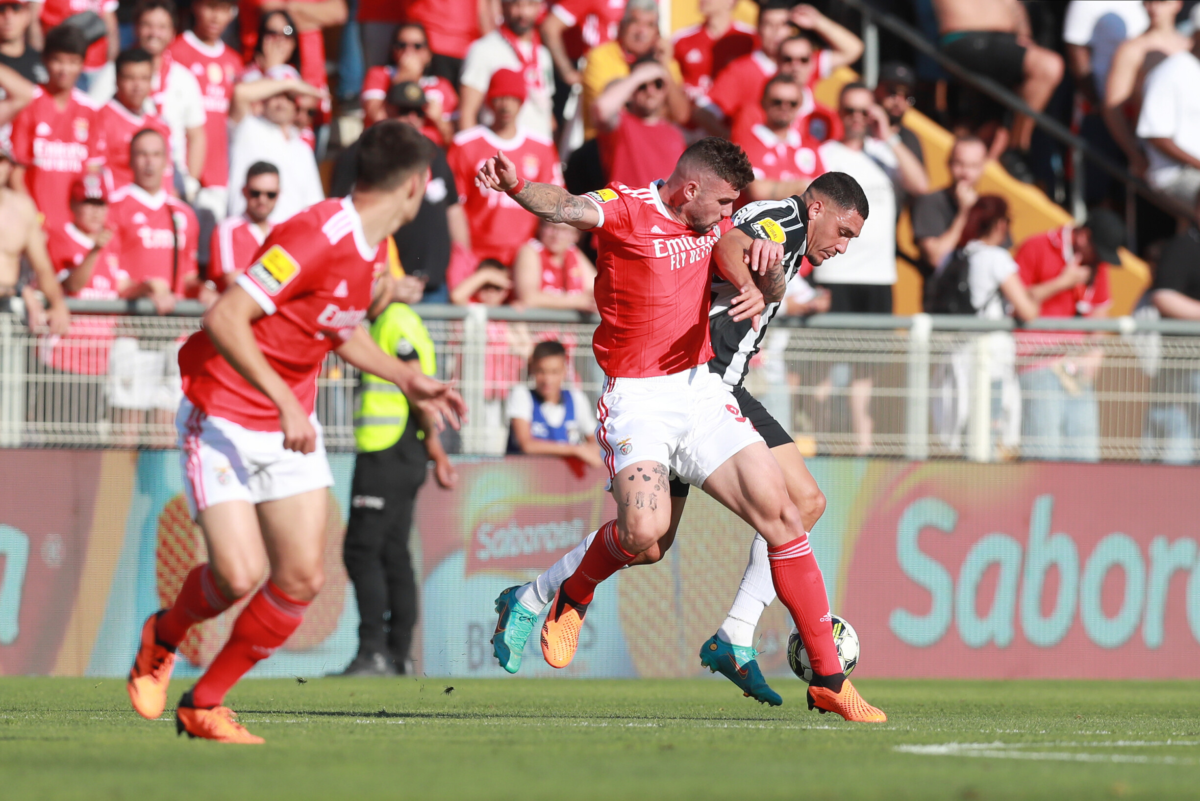 Benfica Vai Segurar Morato Até Ao Limite