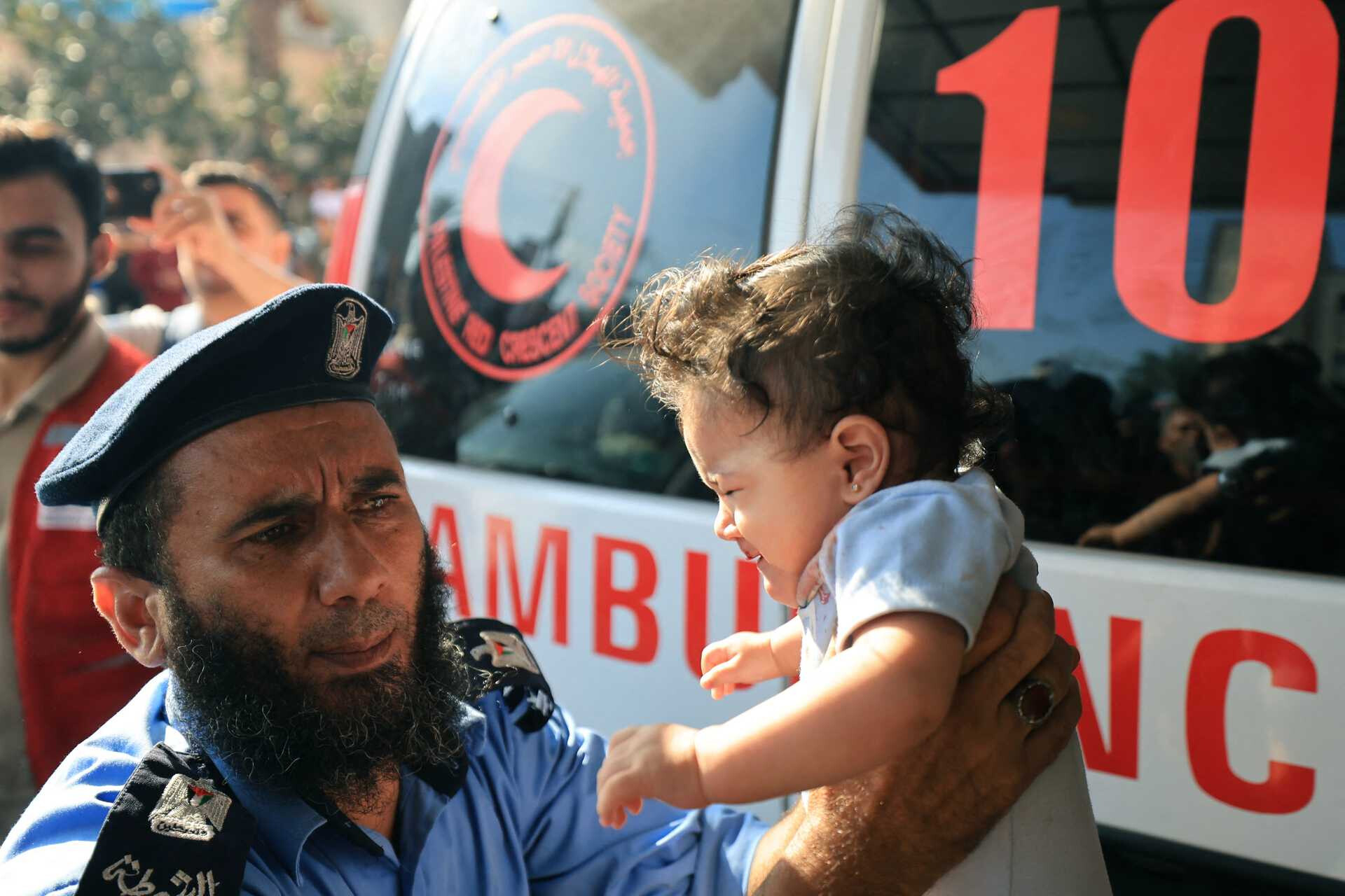 Papa pede protecção aos civis e aos hospitais e a libertação dos reféns —