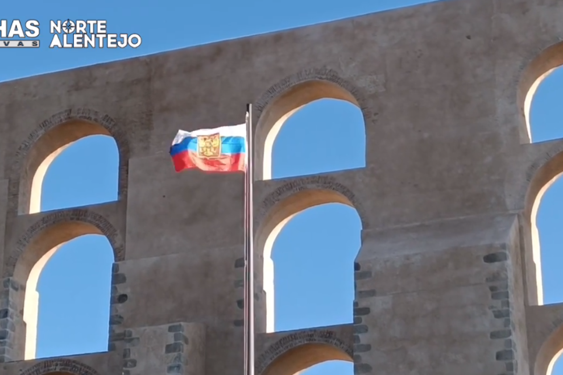 Bandeira da Rússia foi hasteada no lugar da portuguesa em Elvas