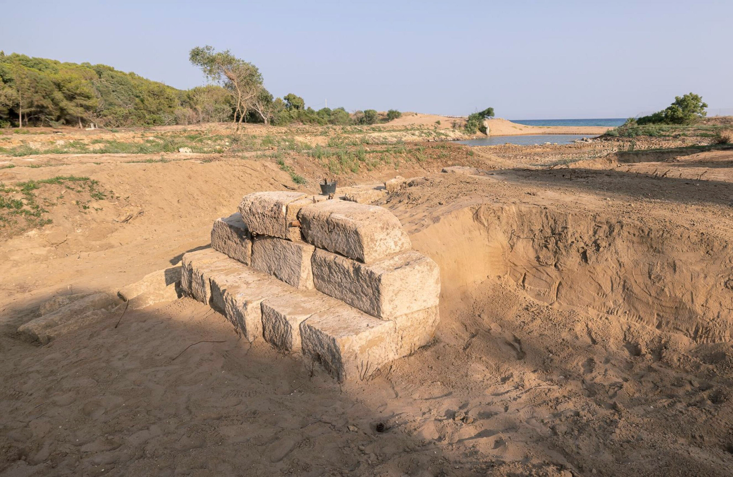 Descobertos possíveis restos do porto de uma antiga colónia grega