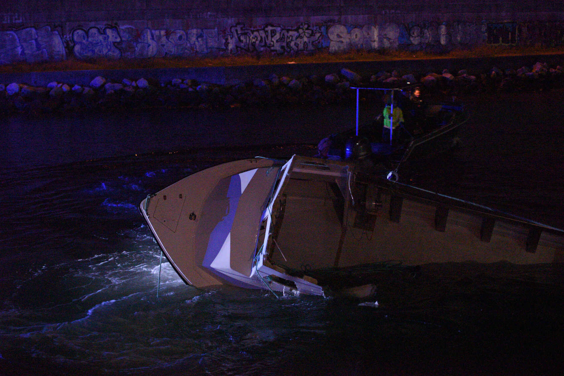 Tragic Collision on the Tagus River: Two Fishermen Missing After Ferry Accident