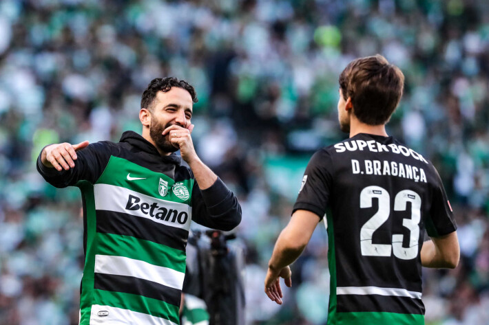 Torcida Verde critica equipamento principal do Sporting