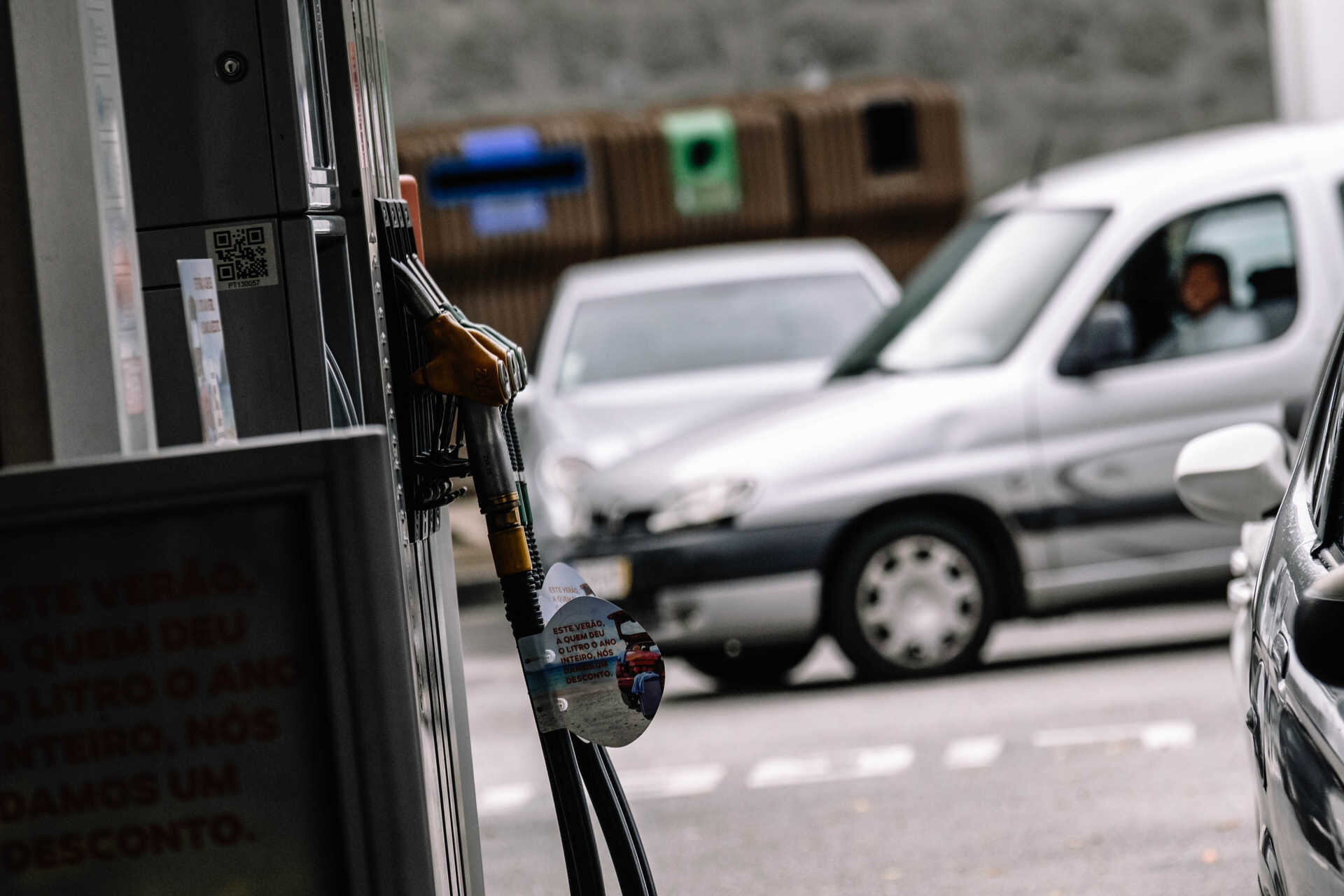 Combustíveis voltam a baixar a partir de segunda-feira