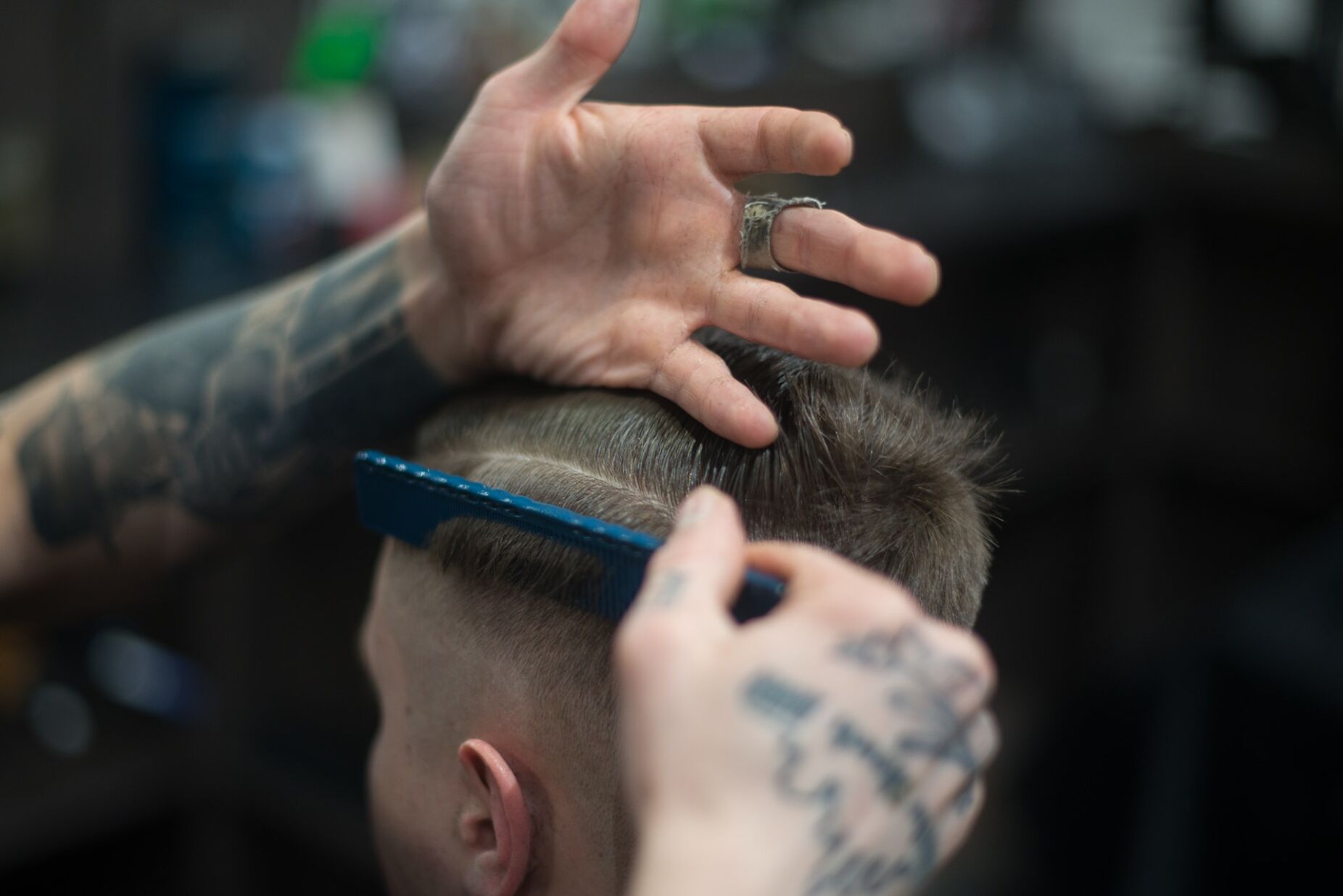 Est&aacute; a perder cabelo? 4 conselhos que nunca lhe deram
