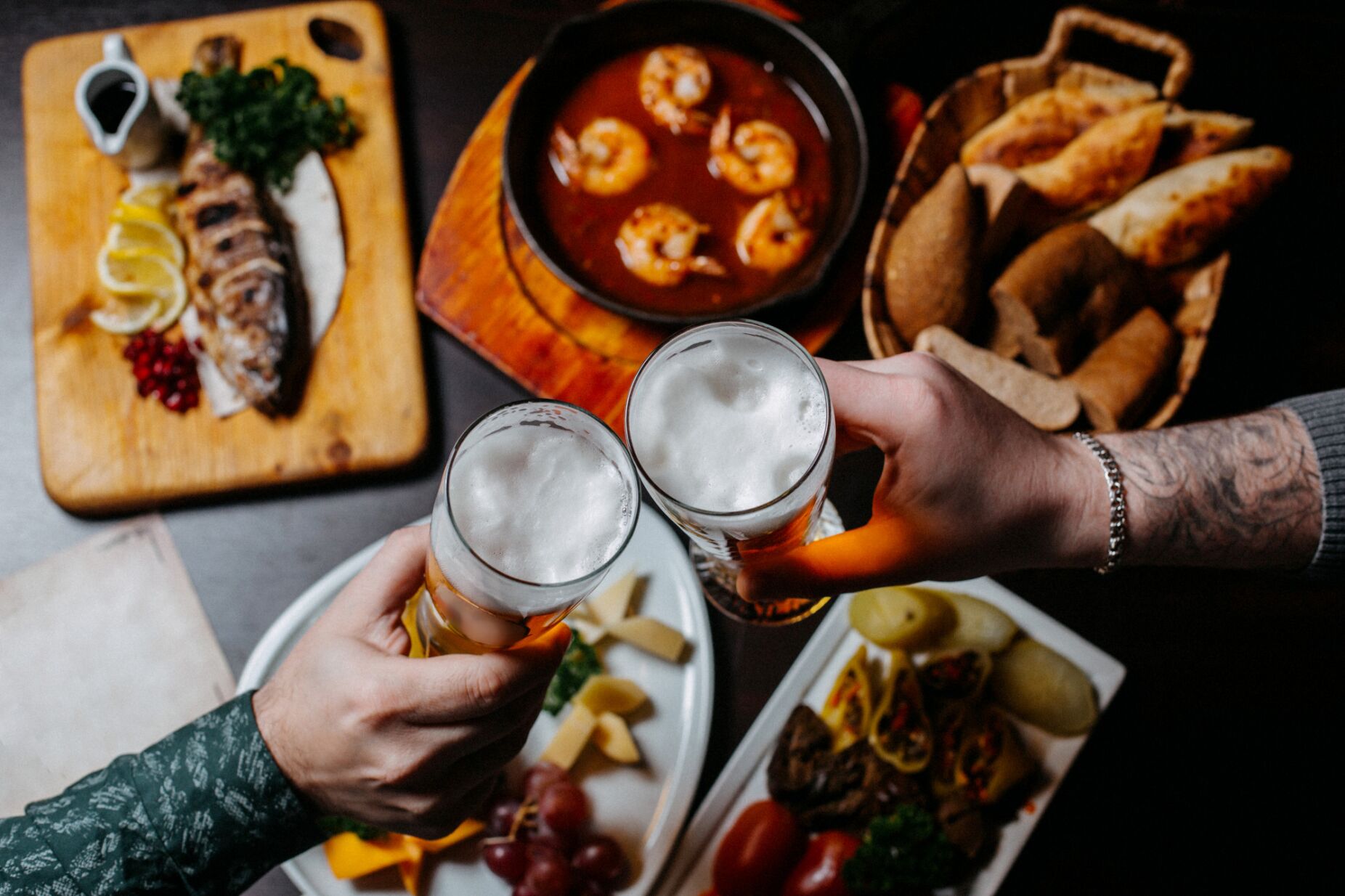 N&atilde;o &eacute; s&oacute; o &aacute;lcool. Estes alimentos podem prejudicar o seu f&iacute;gado