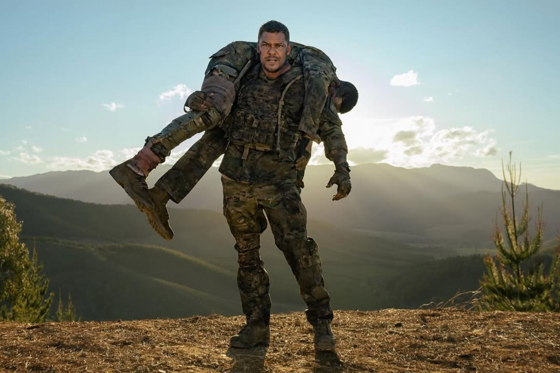 O treino militar de Alan Ritchson que o levou ao limite em &ldquo;M&aacute;quina B&eacute;lica&rdquo; da Netflix
